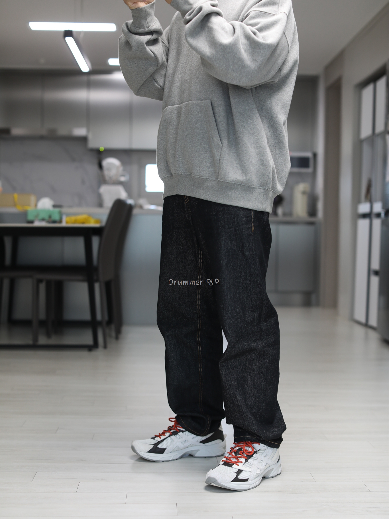 Asics x Hal Studios Gel-1130 MK-III Glacier 착용 스타일