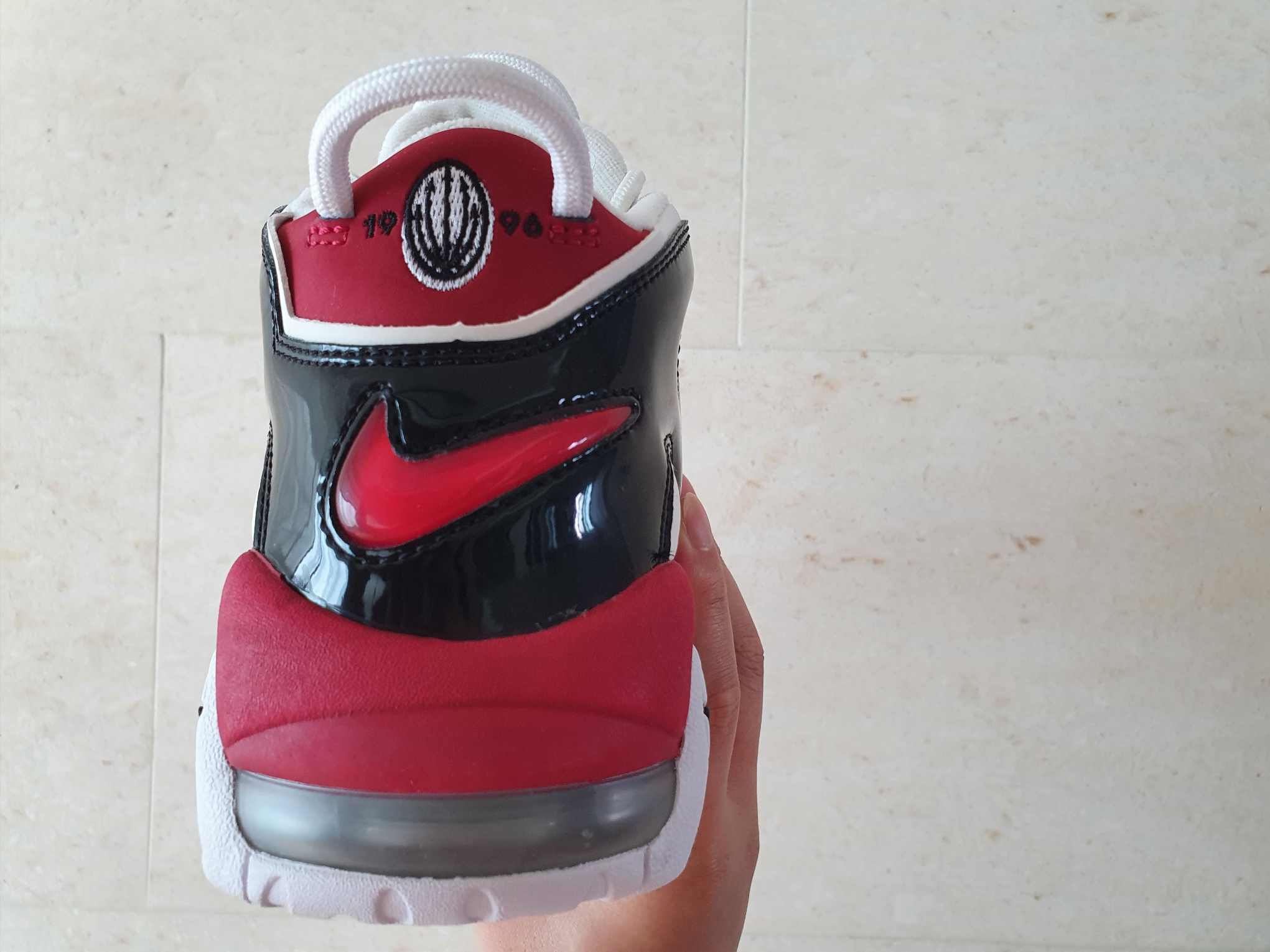 Nike Air More Uptempo 96 Bulls 2017 착용 스타일 - 4