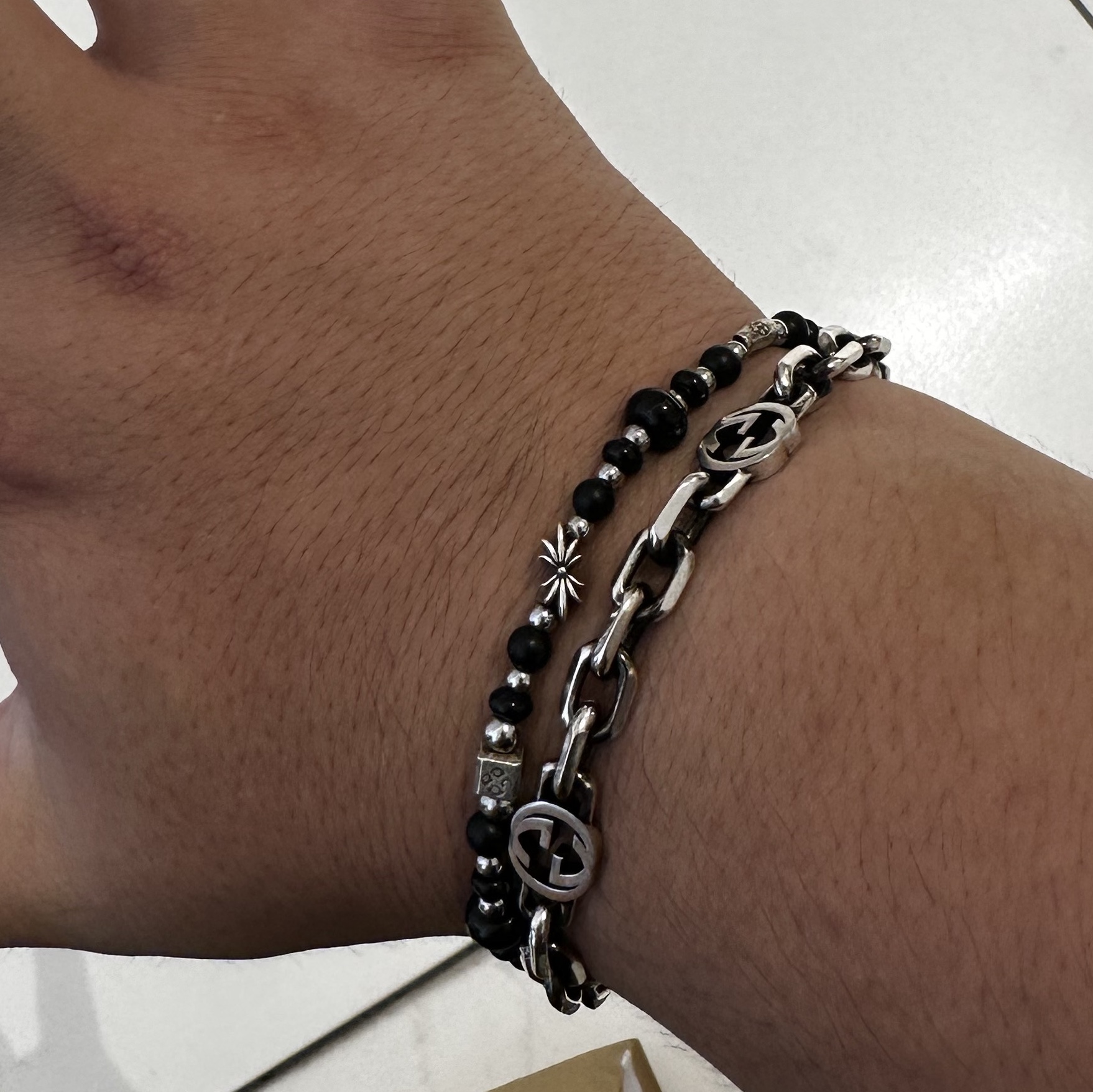 Scudo Garden Karen Beads Bracelet Black, Gucci Interlocking G Bracelet Silver 착용 스타일