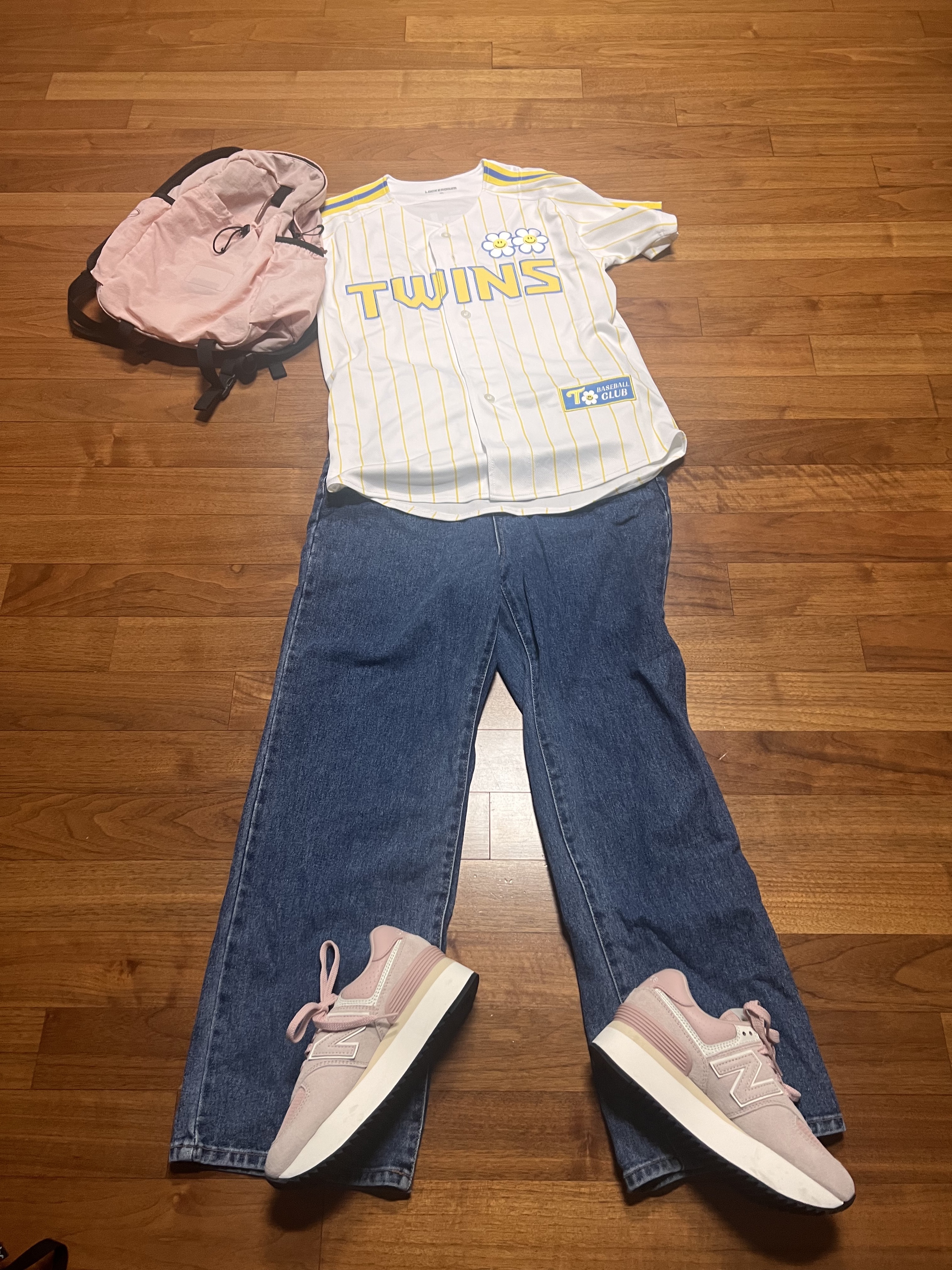 (W) New Balance 574+ Pink 착용 스타일