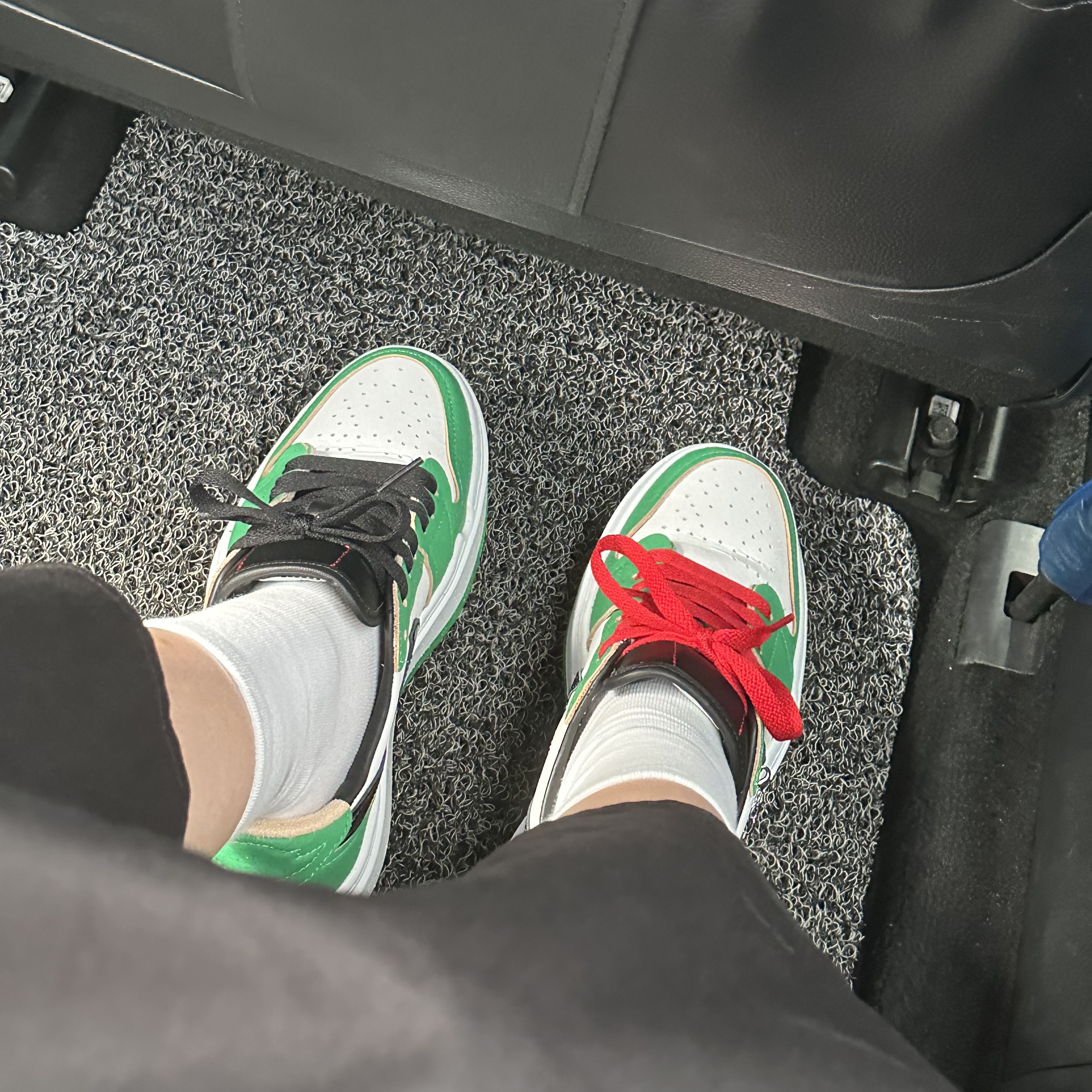 (W) Jordan 1 Elevate Low SE Lucky Green 착용 스타일