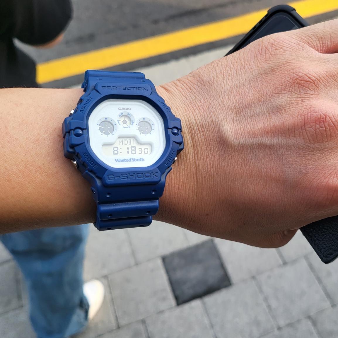 最終値下げ！！CASIO G-SHOCK Wasted Youth ネイビー 即完売の予感！G-SHOCK×Wasted Youthのコラボ腕時計が登場 | 時計