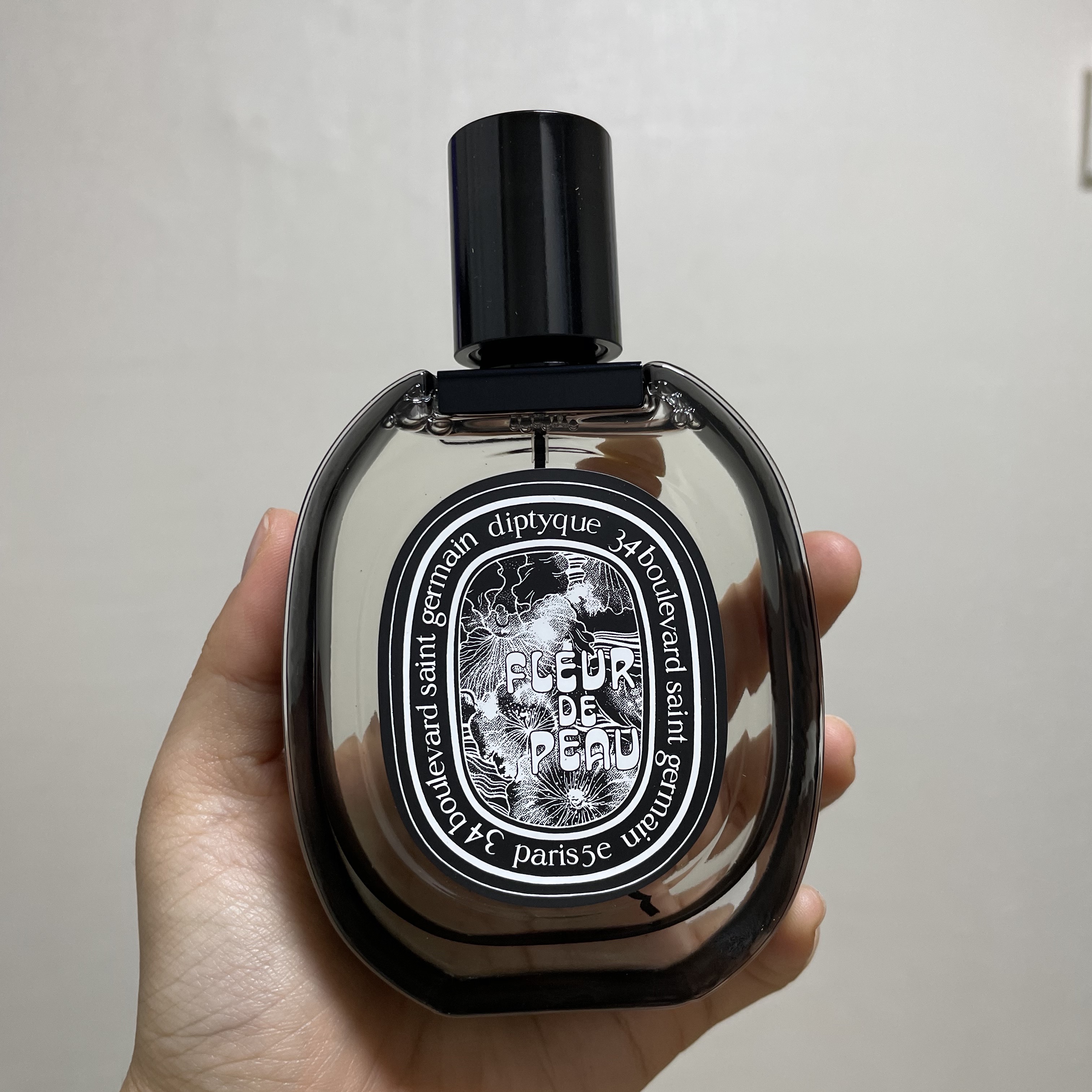 Diptyque Fleur De Peau Eau De Parfum 75ml 착용 스타일