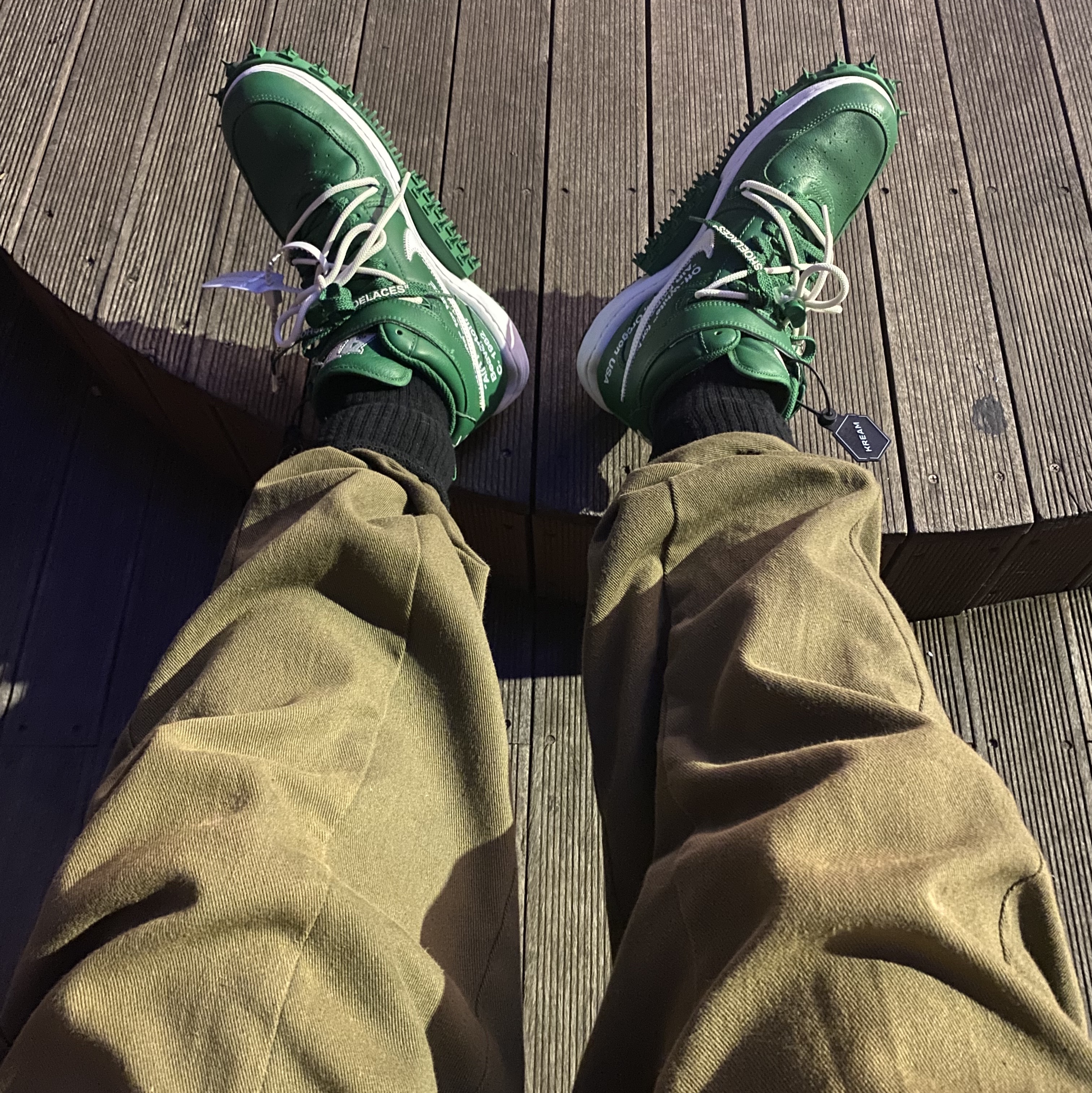 Nike x Off-White Air Force 1 Mid SP Leather Pine Green 착용 스타일 - 1