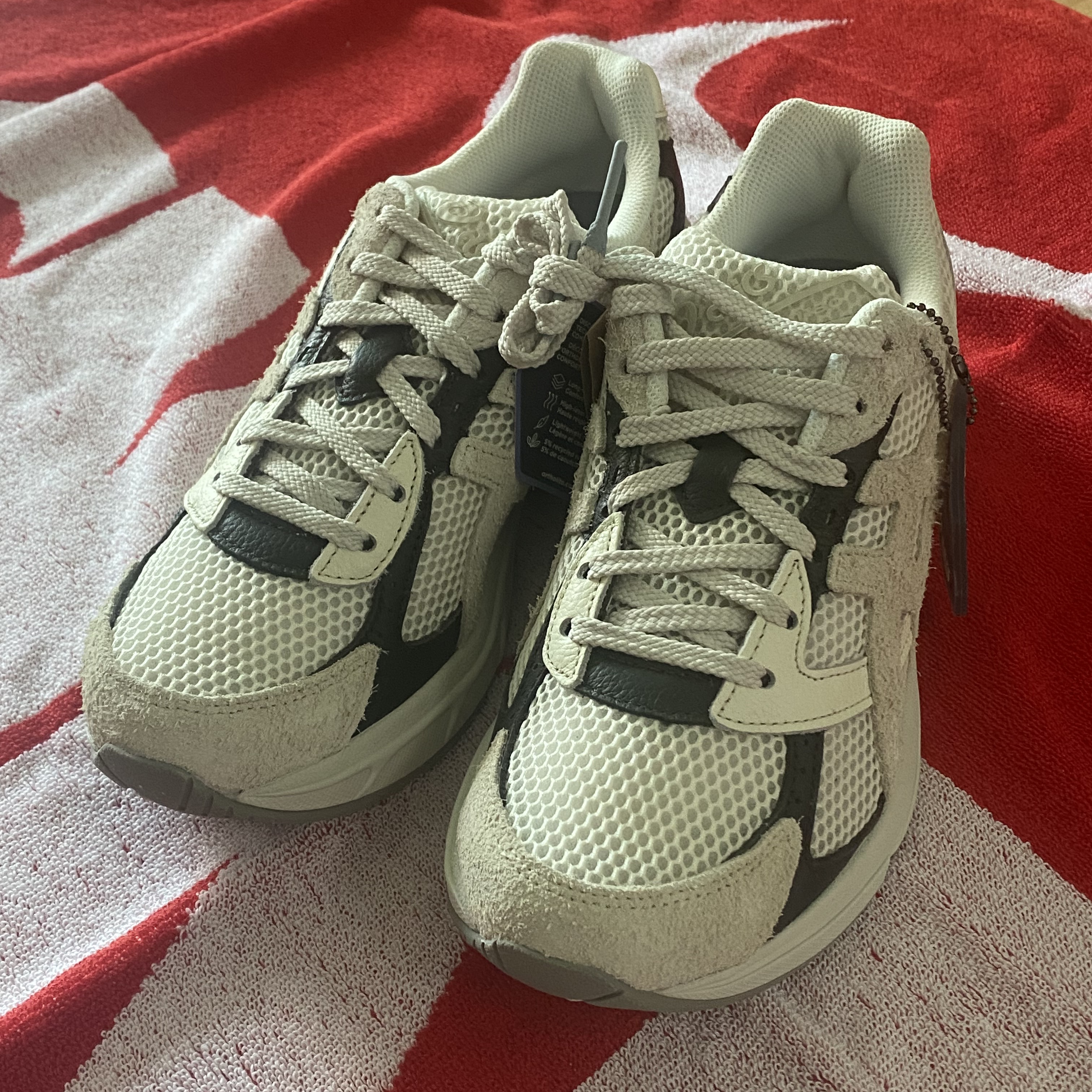 Asics x Hal Studios Gel-1130 MK-III Glacier 착용 스타일 - 2