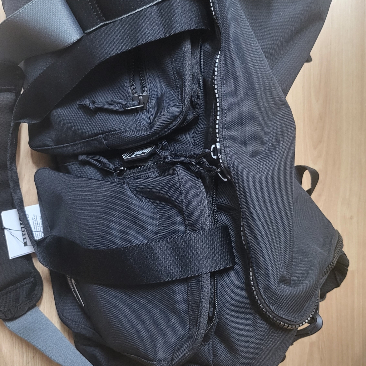 Nike Utility Power Duffle Bag Medium 51L Black 착용 스타일