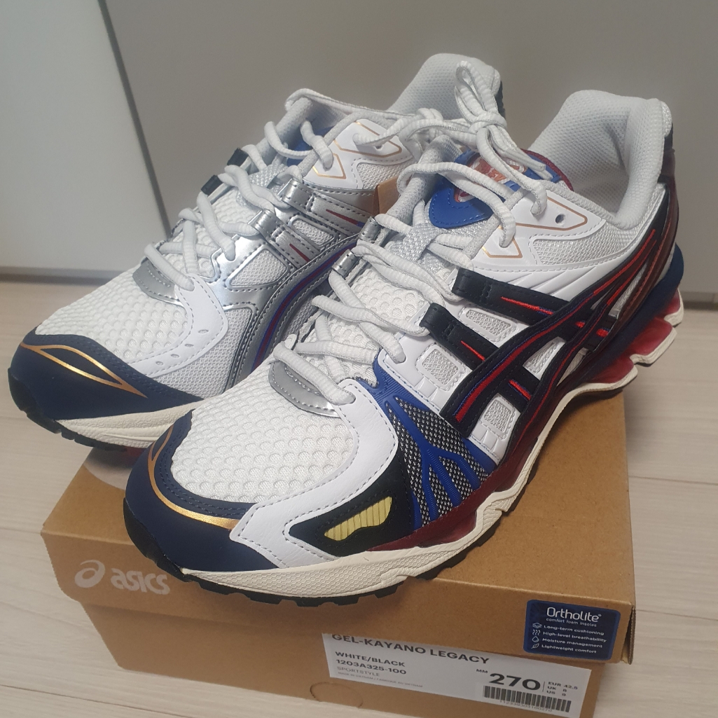 Asics Gel-Kayano Legacy White Black 착용 스타일