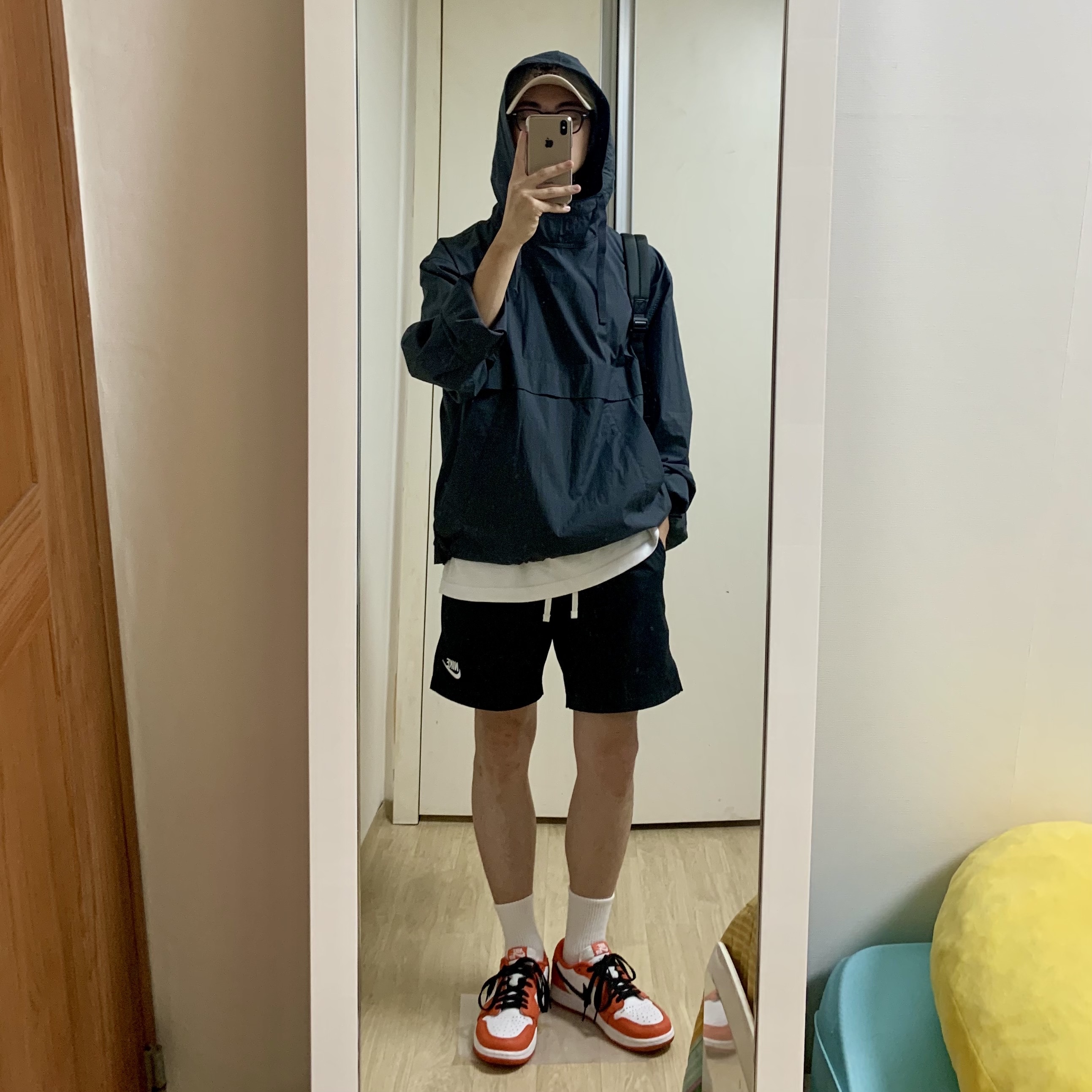 Nike NSW Woven Lined Flow Shorts Black - Asia, Jordan 1 Low OG Starfish 착용 스타일 - 1