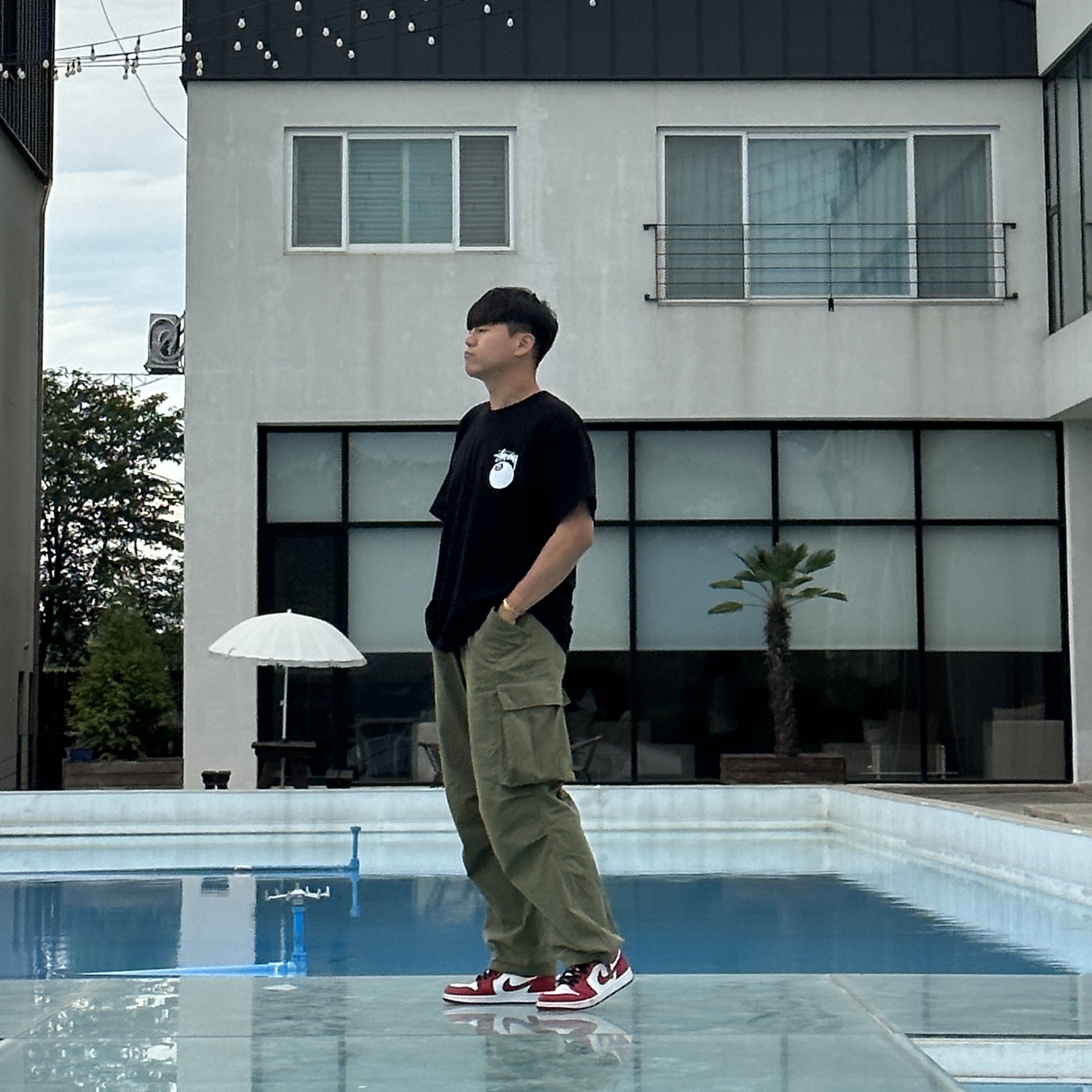 Jordan 1 Low Gym Red White, Stussy 8 Ball T-Shirt Black - 21SS 착용 스타일