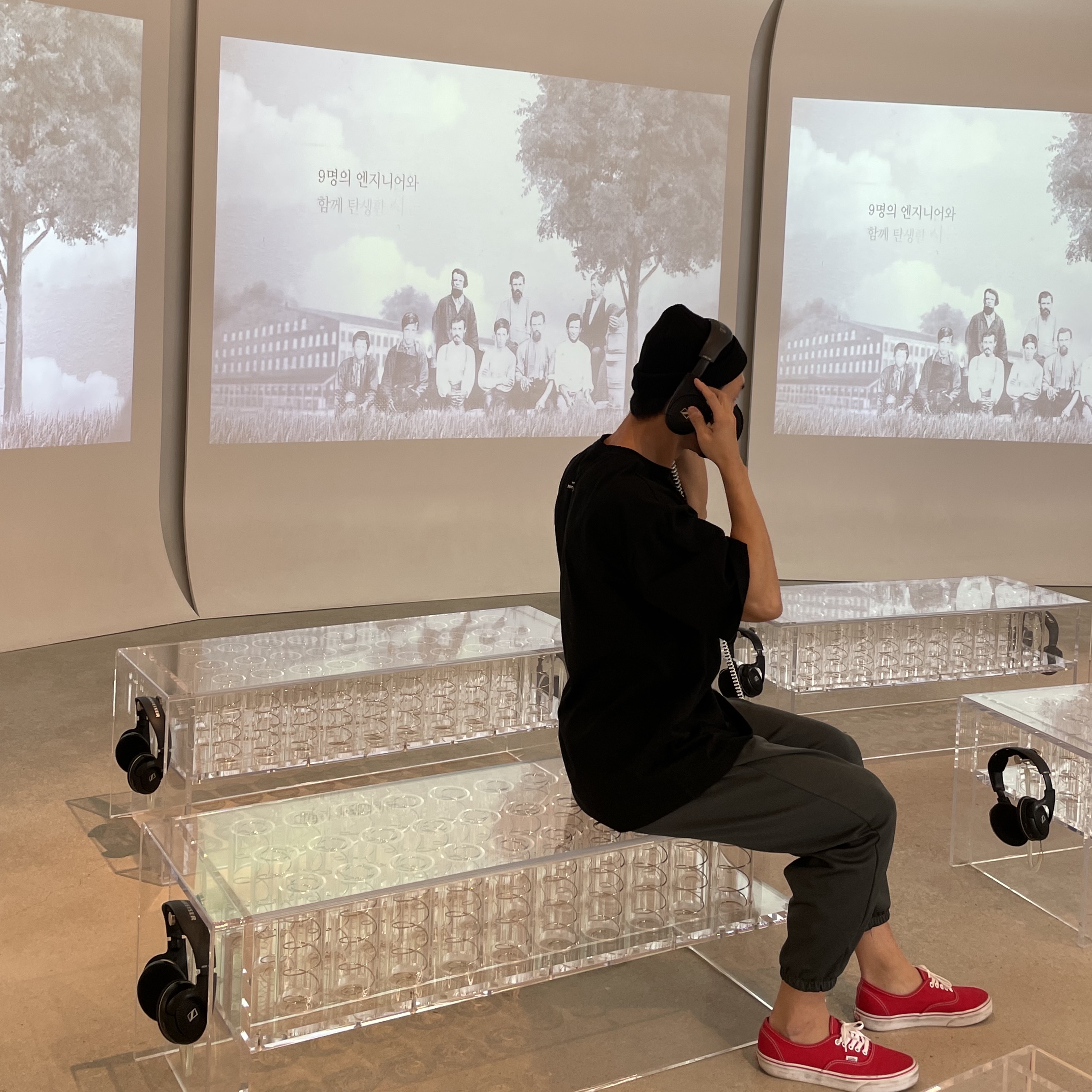 Vans Authentic Red 착용 스타일