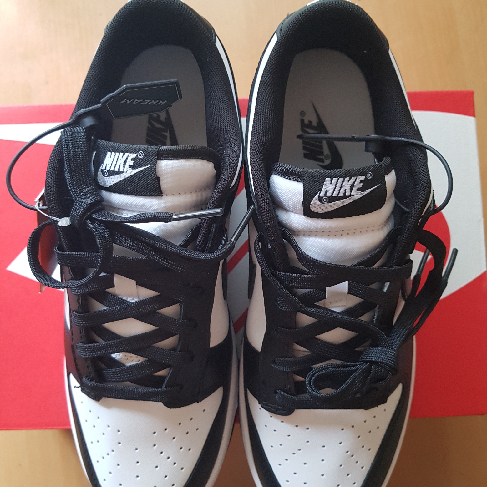 Nike Dunk Low Retro Black 착용 스타일 - 3