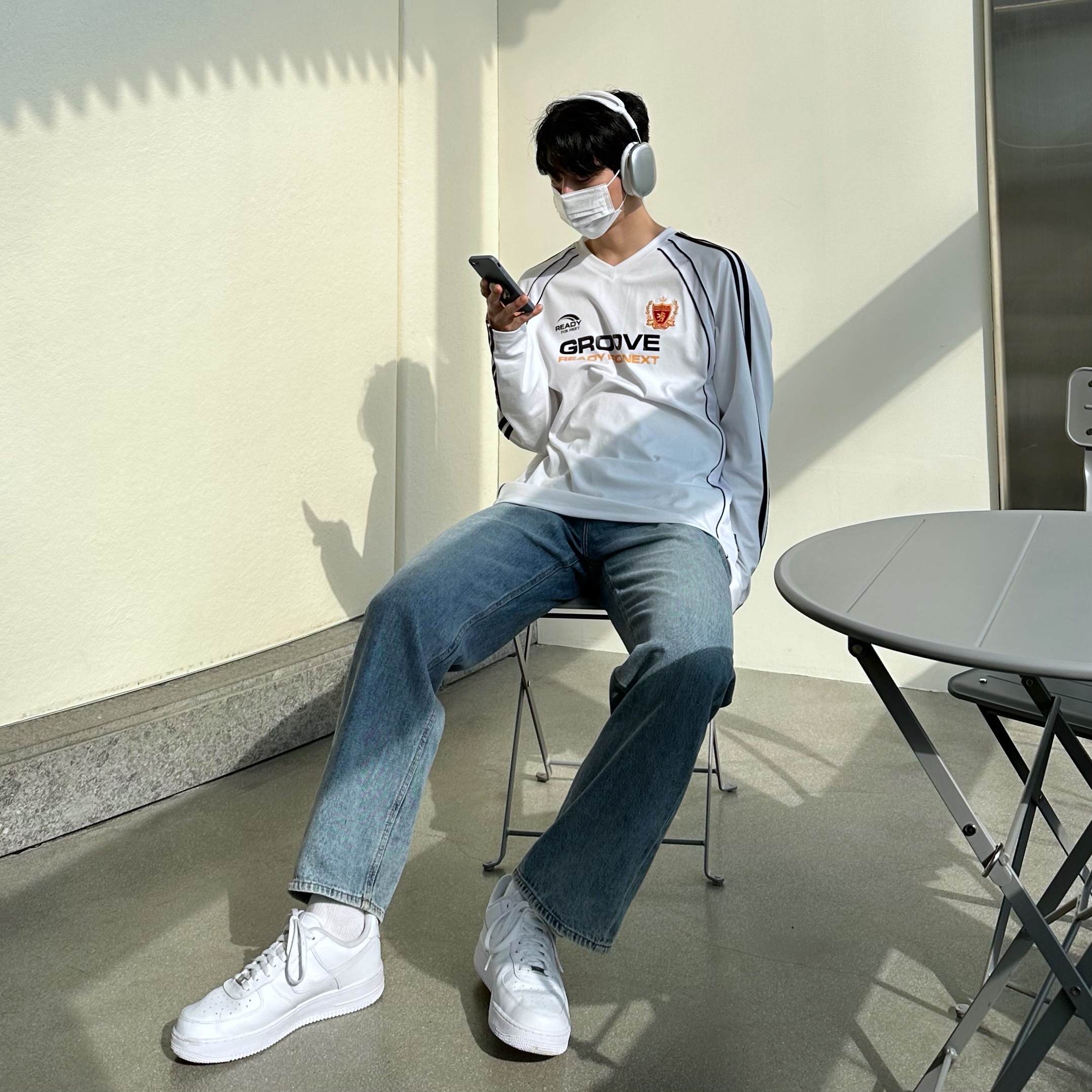 Apple AirPods Max Lightning Silver (Korean Ver.), Nike Air Force 1 '07 Low White 착용 스타일 - 1