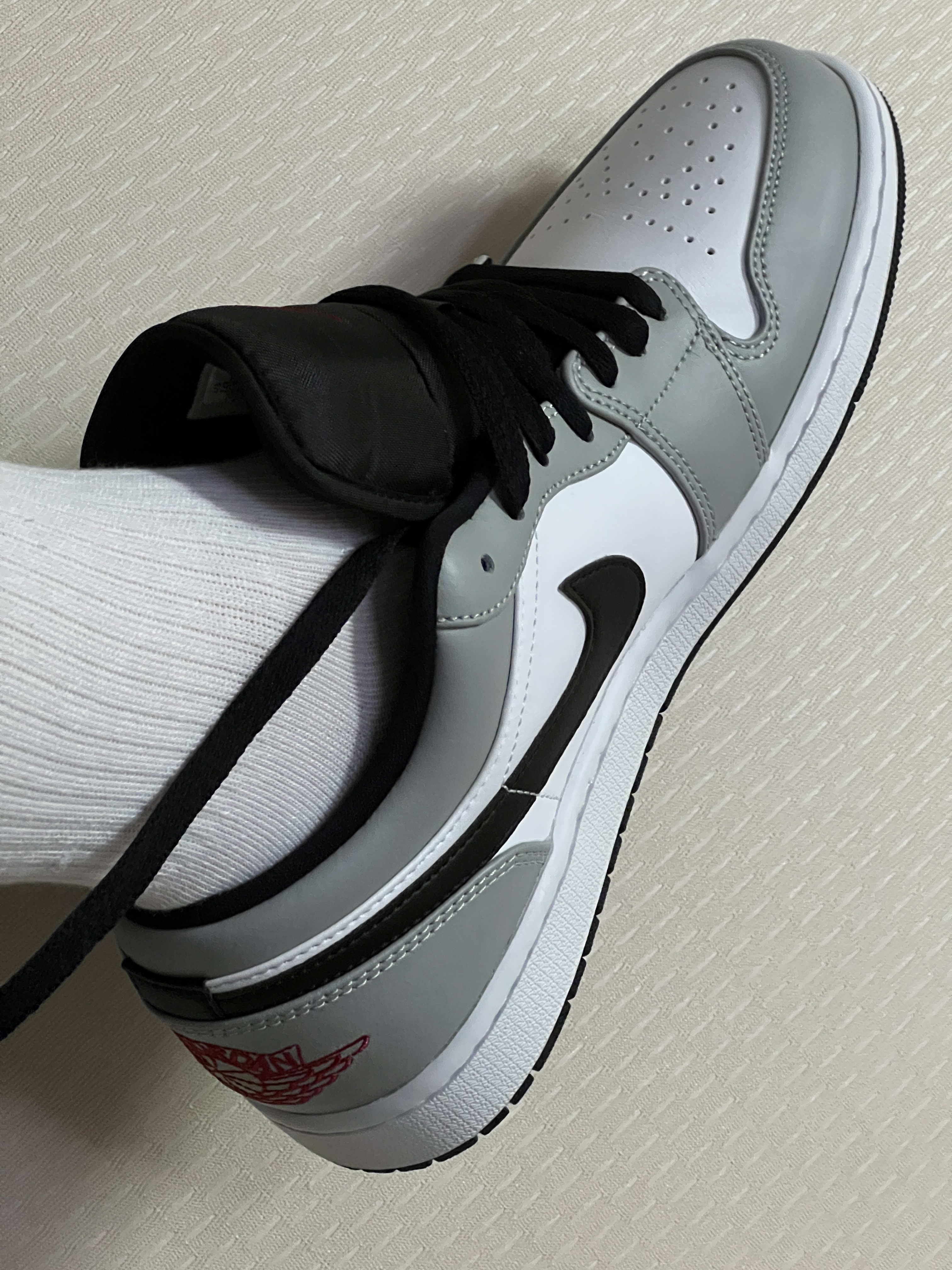 Jordan 1 Low Light Smoke Grey 착용 스타일