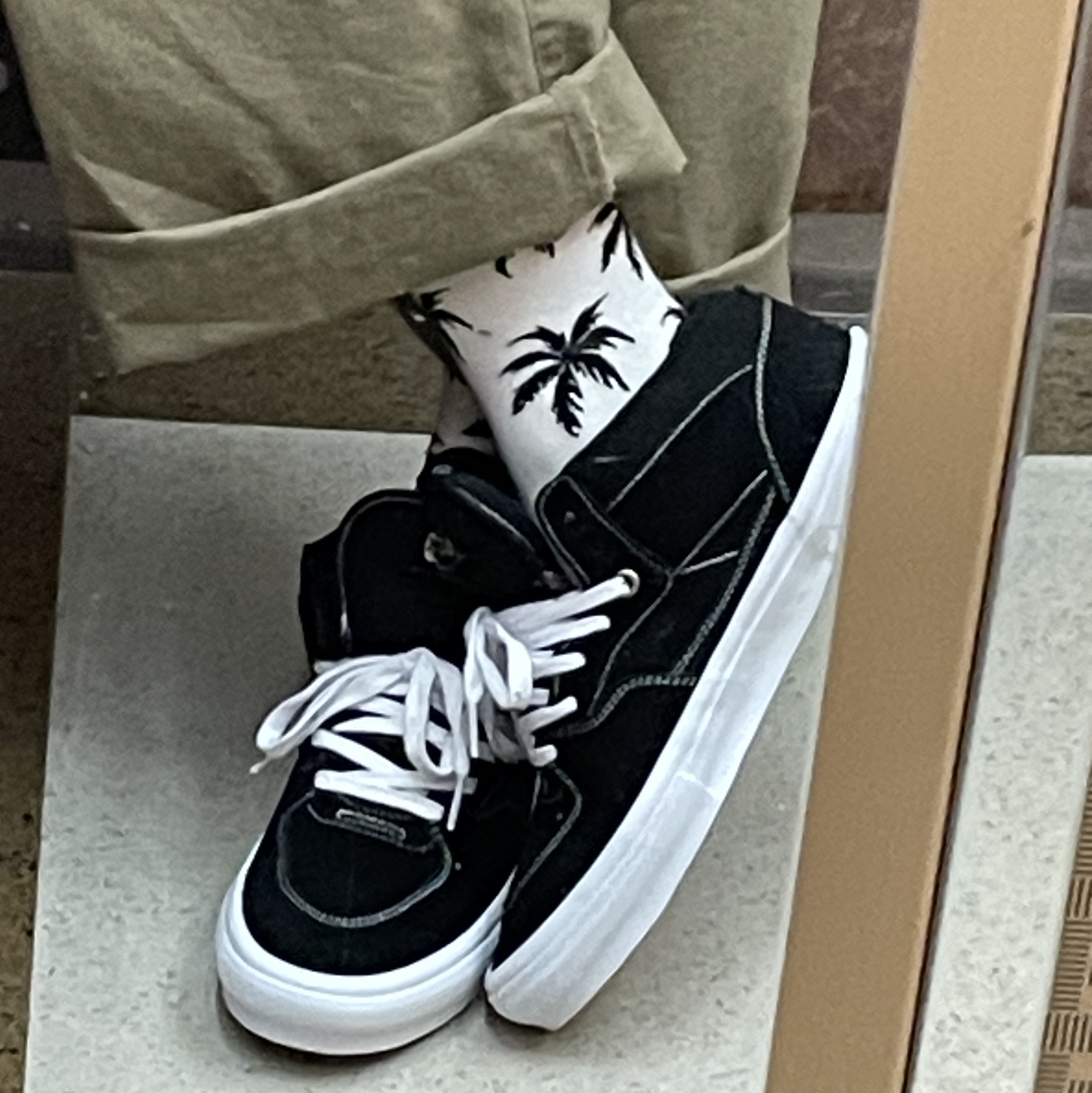 Vans Half Cab 33 DX Anaheim Factory OG Black 착용 스타일 - 2