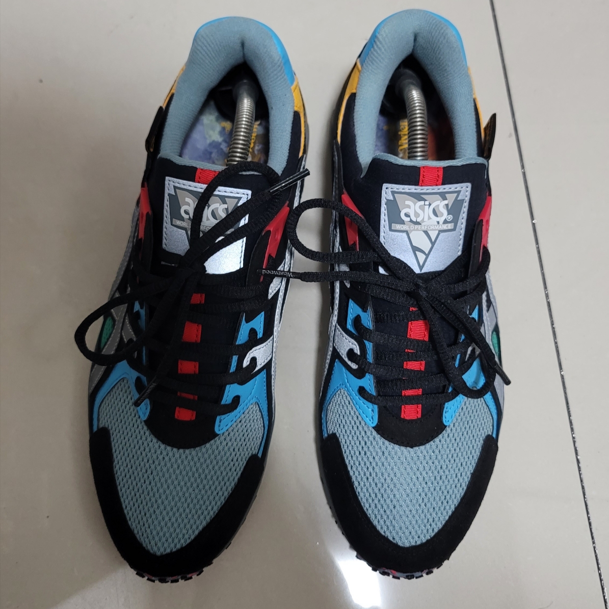 Asics x Vivienne Westwood Gel-DS Trainer 착용 스타일