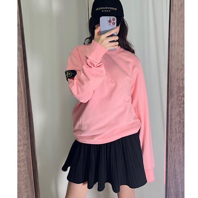 Stone Island 63051 Cotton Fleece Garment Dyed Sweatshirt Rose - 23SS 착용 스타일 - 1