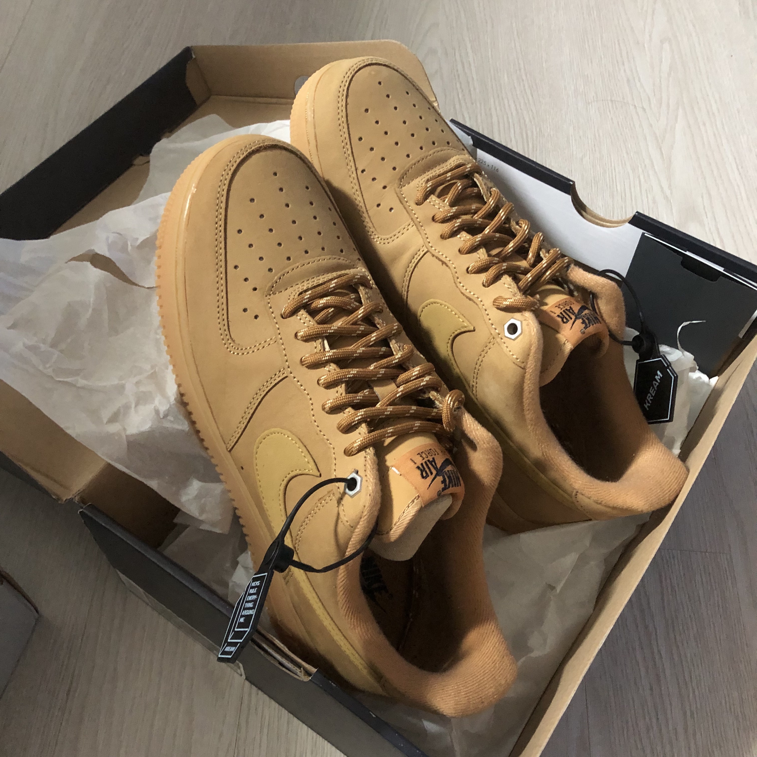 Nike Air Force 1 '07 WB Flax 착용 스타일 - 2