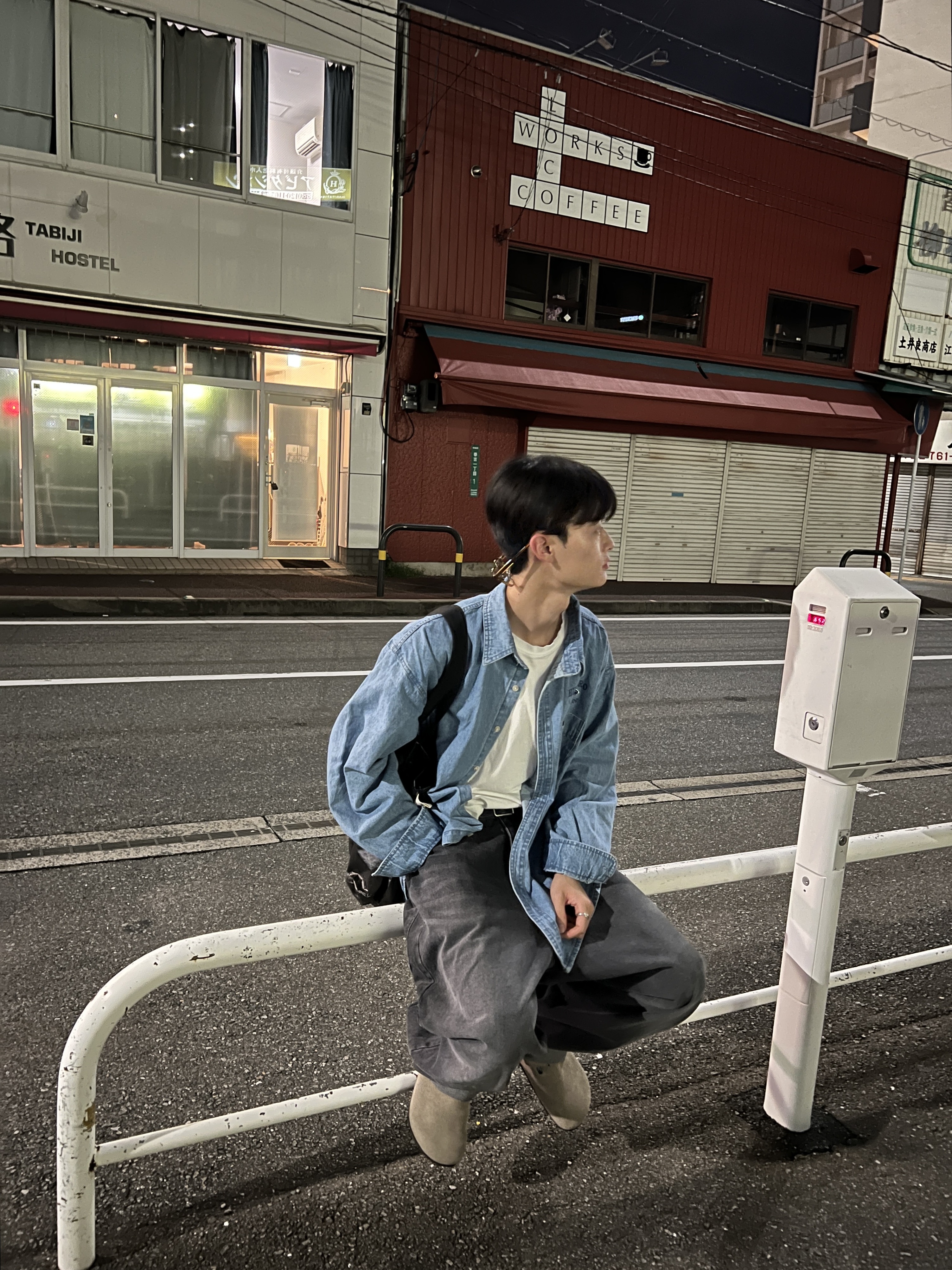 Birkenstock Boston Oiled Leather Tobacco Brown - Narrow 착용 스타일 - 3