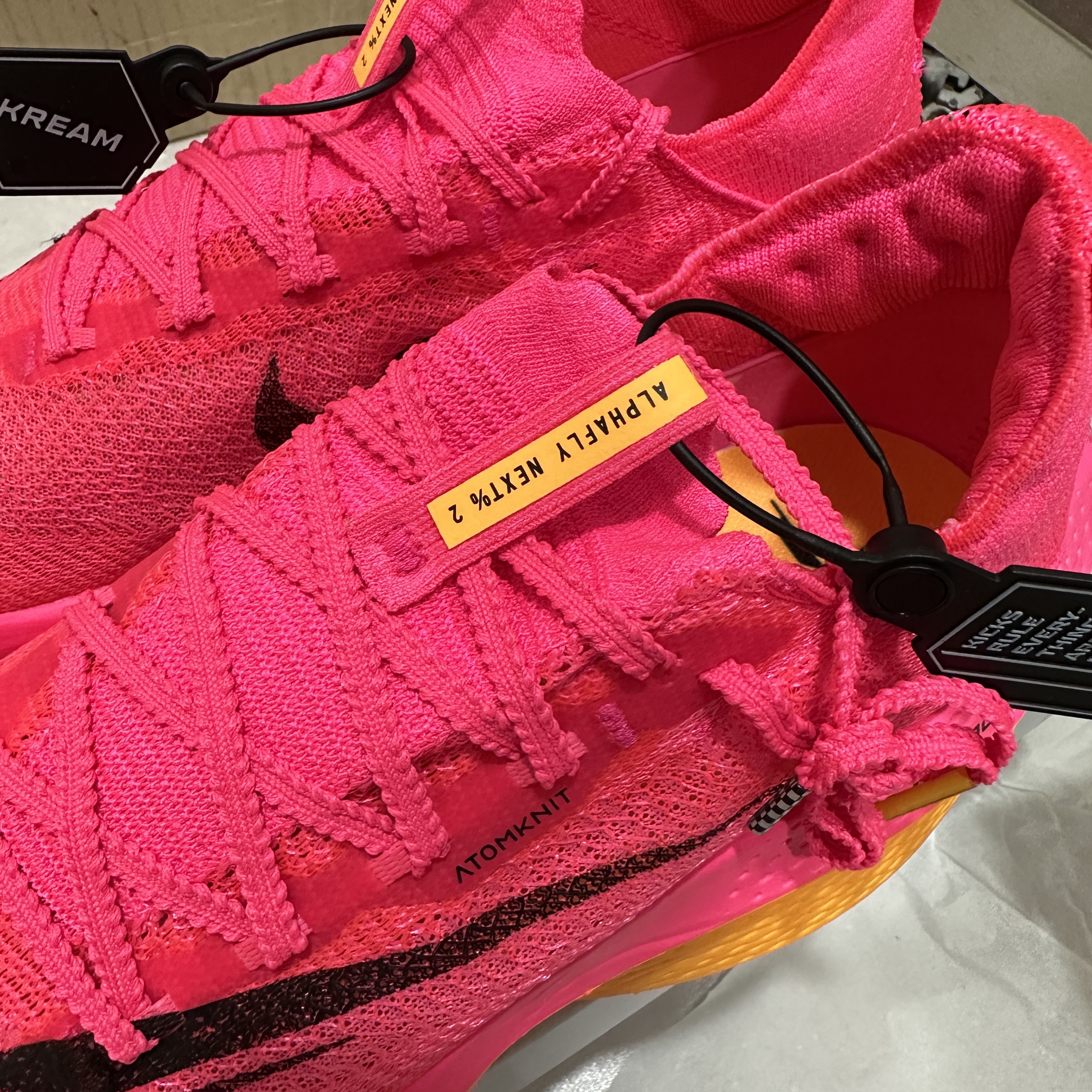 Nike Air Zoom Alphafly Next% 2 Hyper Pink 착용 스타일