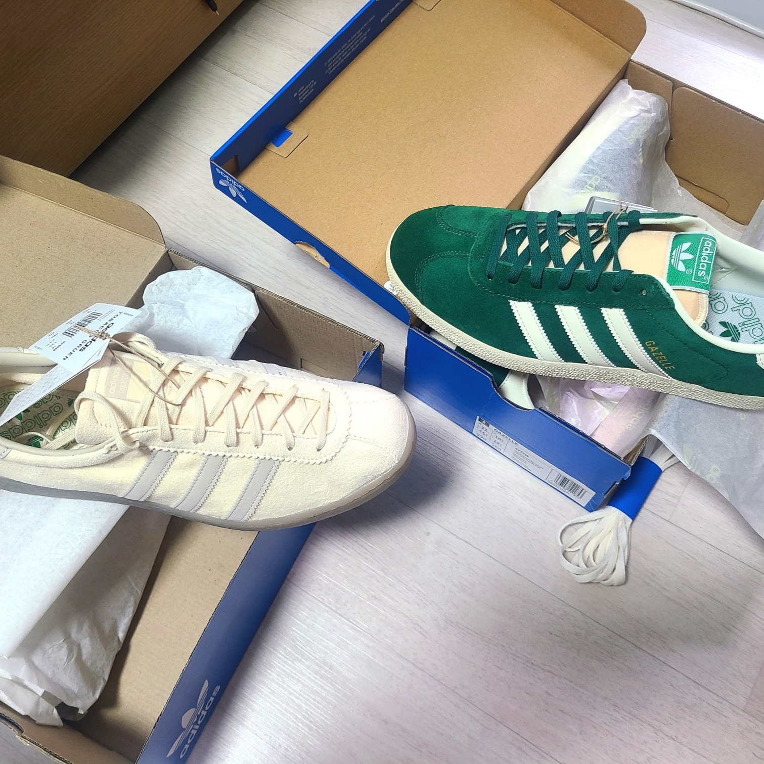 Adidas Tobacco Gruen Cream White Bliss, Adidas Gazelle Dark Green Cream White 착용 스타일