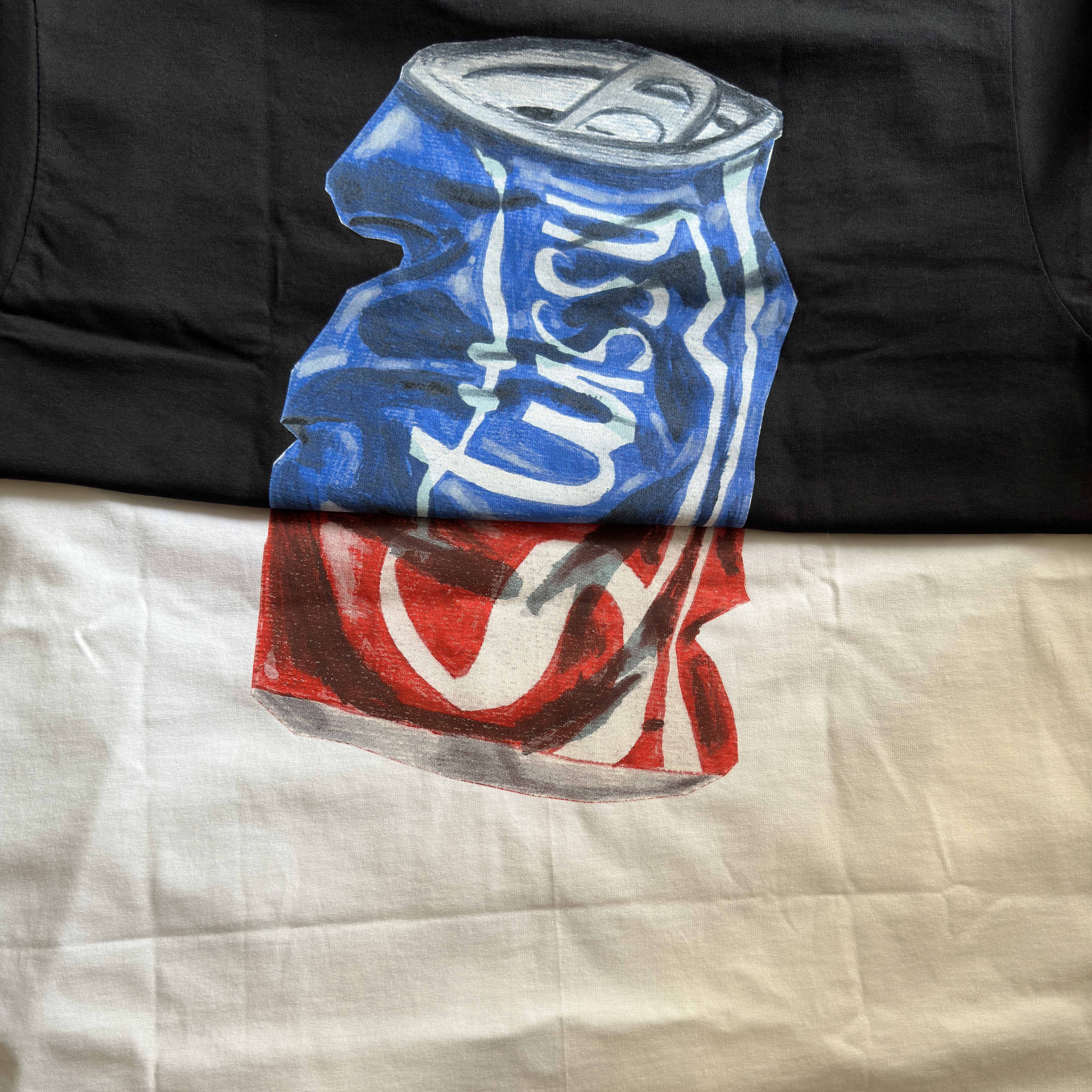 Stussy Soda Can T-Shirt White, Stussy Soda Can T-Shirt Black 착용 스타일 - 1