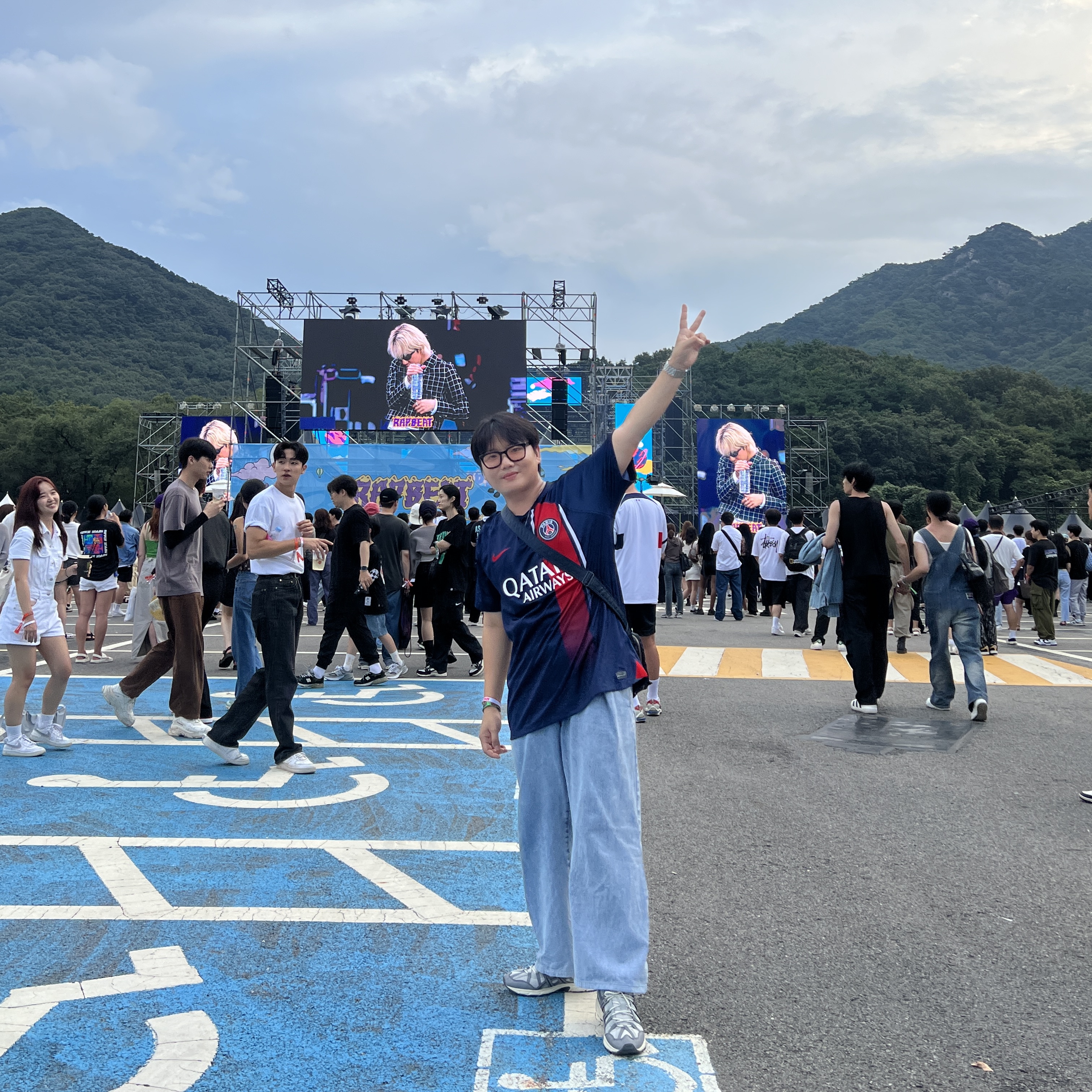 Nike Paris Saint-Germain 2023/24 Dri-Fit Stadium Home Jersey Midnight Navy (Non Marking Ver.), Asics Gel-Sonoma 15-50 Oyster Grey Clay Grey 착용 스타일