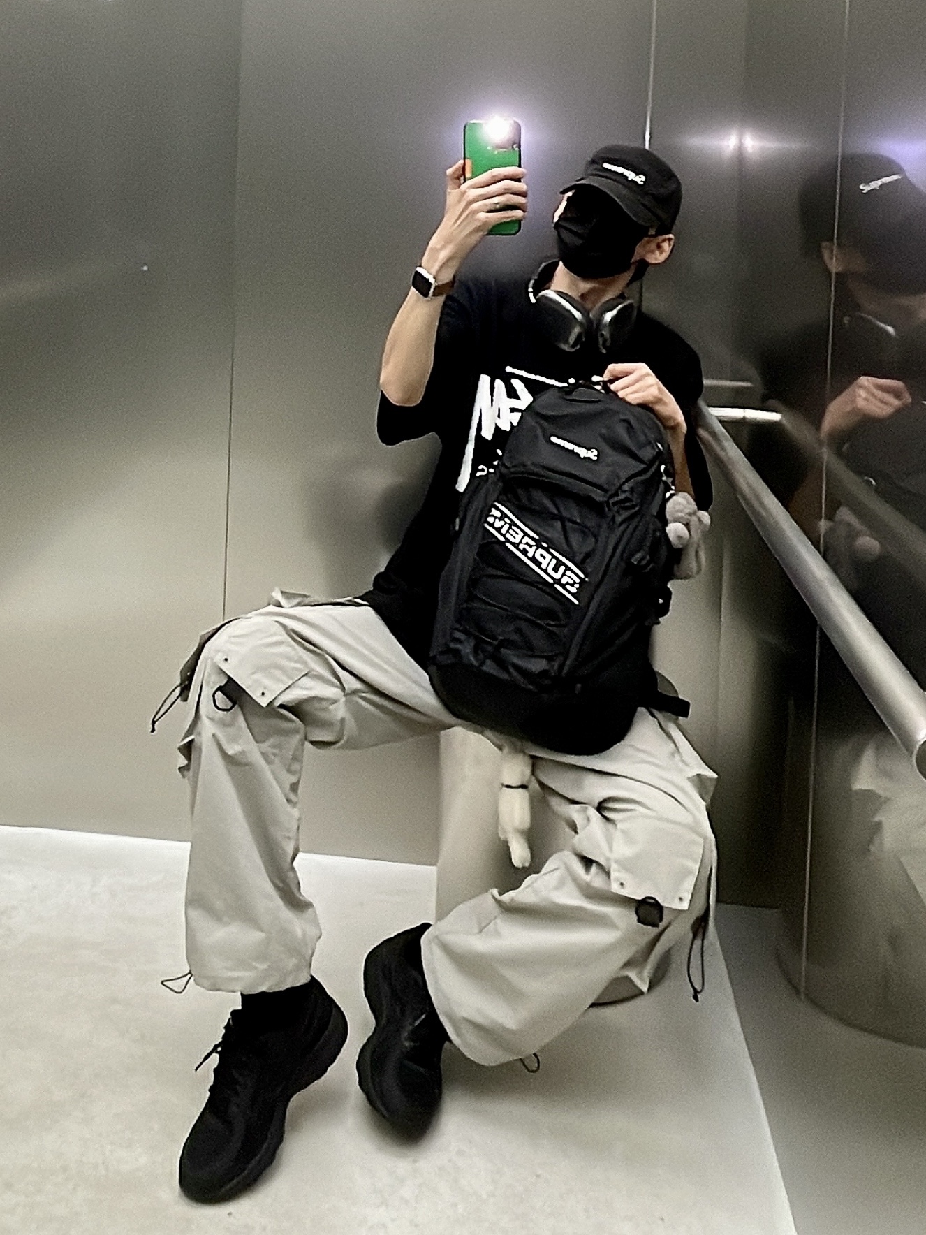 Asics Jog 100 T Black - 4E Extra Wide, Stussy DSM World Tour T-Shirt Black 착용 스타일 - 4
