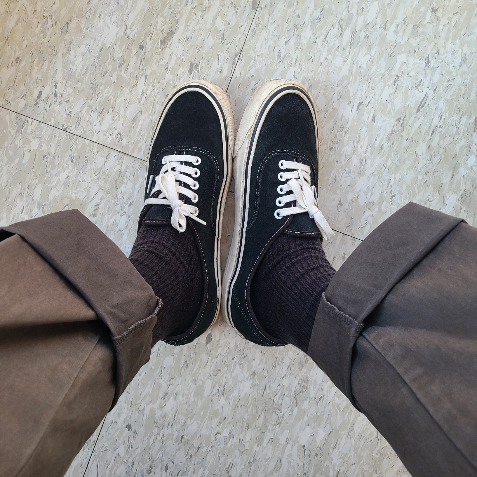 Vans Authentic 44 DX Anaheim Factory Black 착용 스타일 - 4