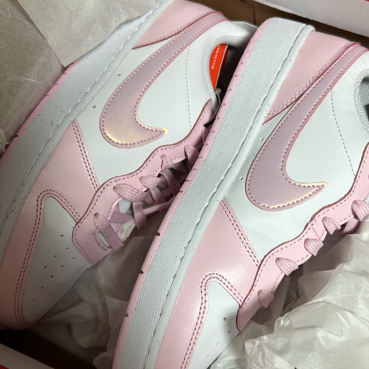 (GS) Nike Court Borough 2 SE White Pink Foam 착용 스타일
