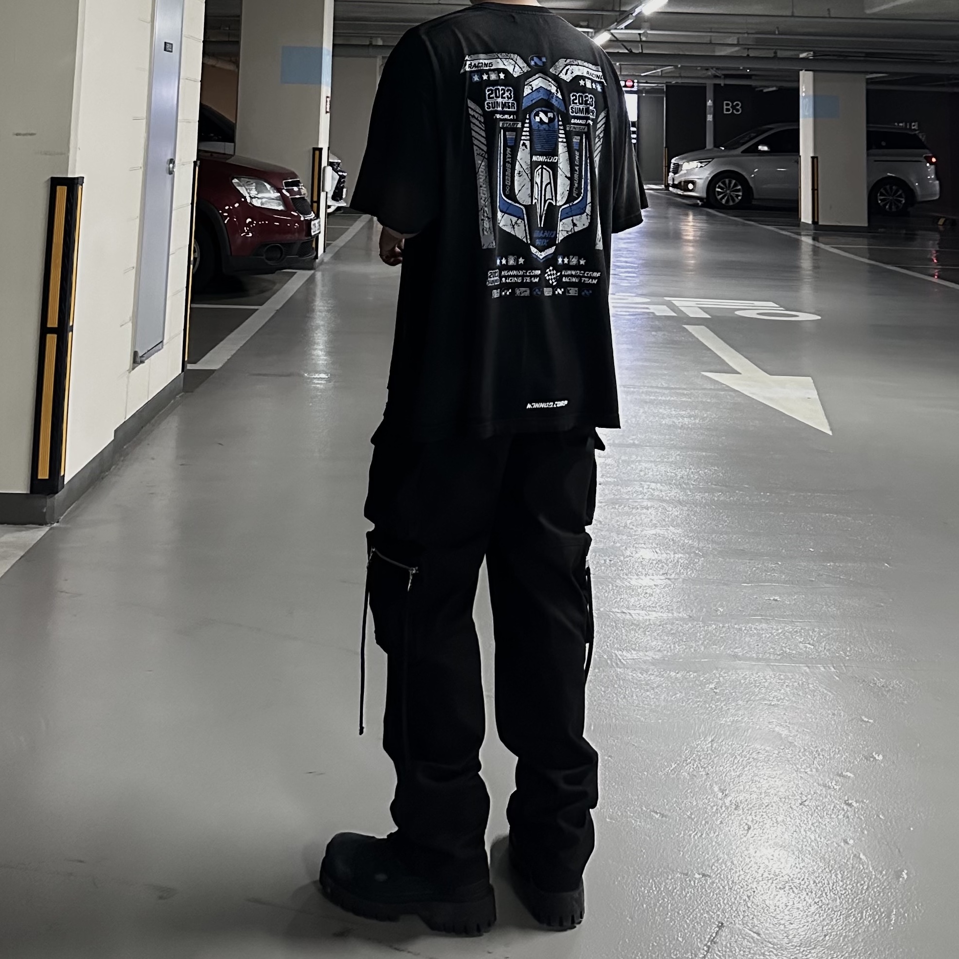 Nonnod Grandprix T-shirt Washed Black, Undermycar Bombyx Multi Cargo Double Zip Pants Raven - 23SS 착용 스타일