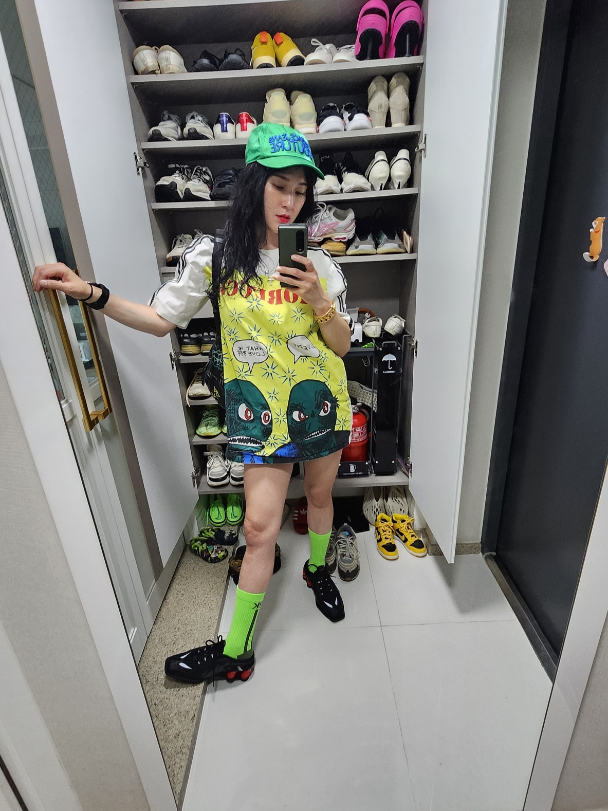 Nike x Martine Rose Shox MR4 Black 착용 스타일