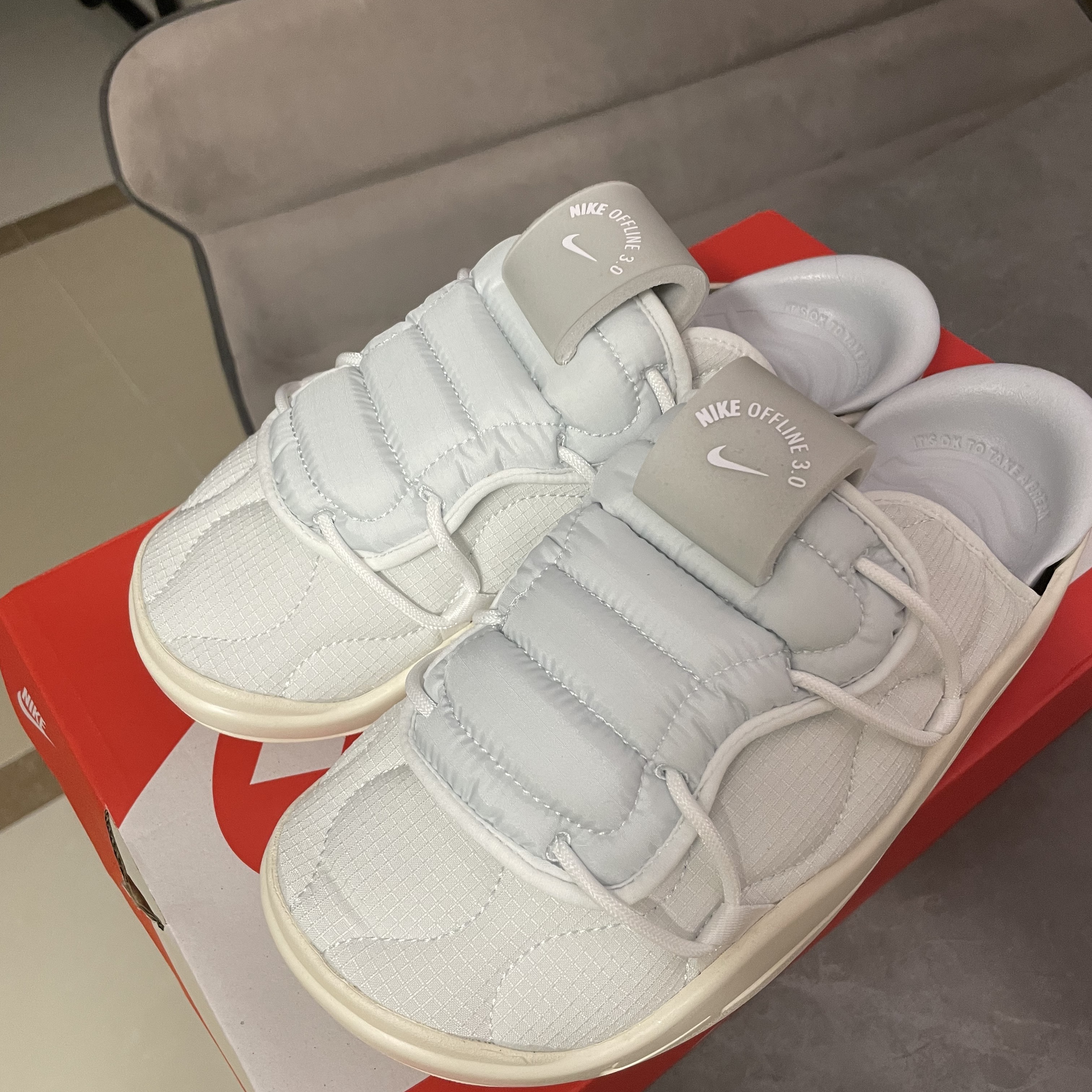 Nike Offline 3.0 Phantom White 착용 스타일