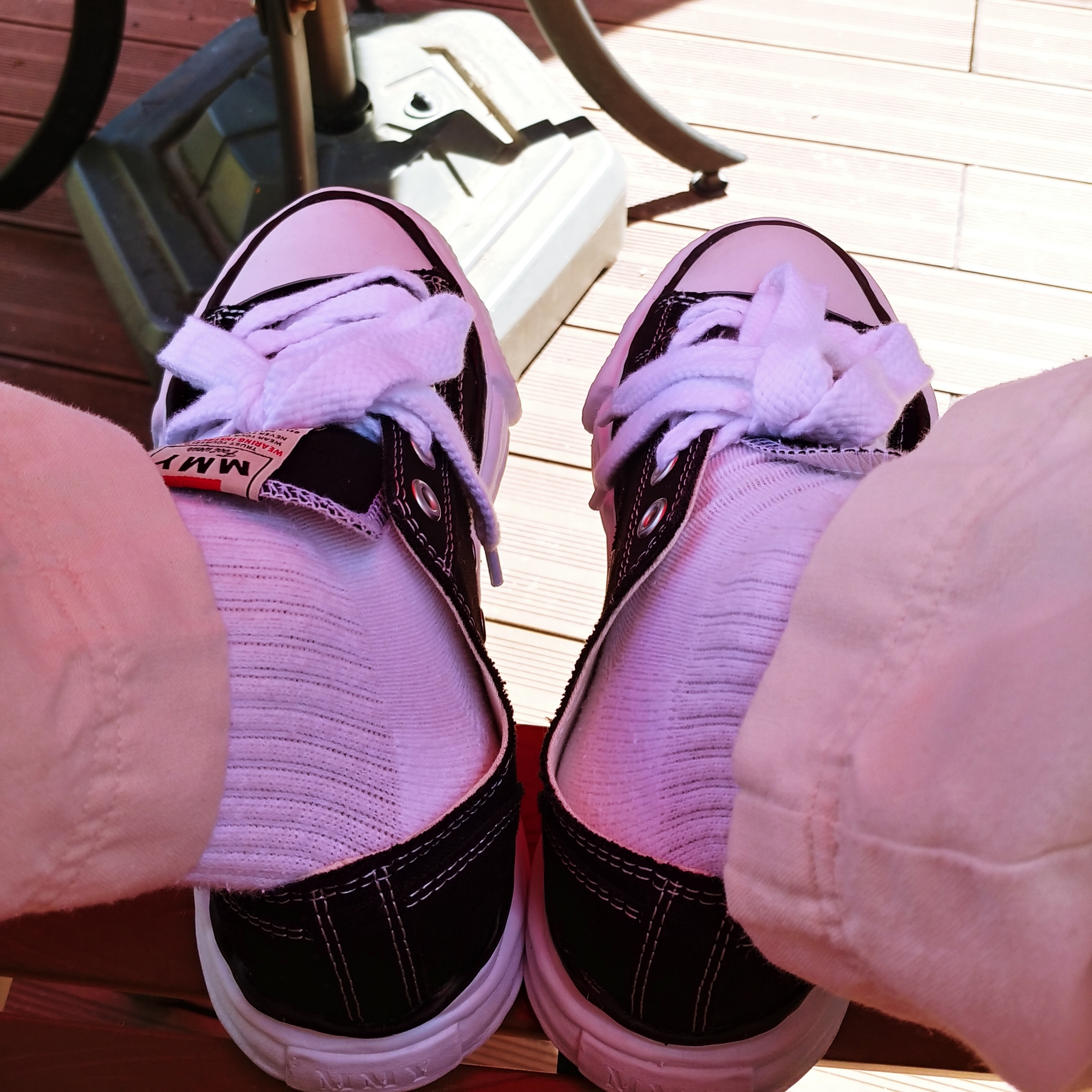 Maison Mihara Yasuhiro Peterson OG Sole Canvas Low Sneakers Black 착용 스타일