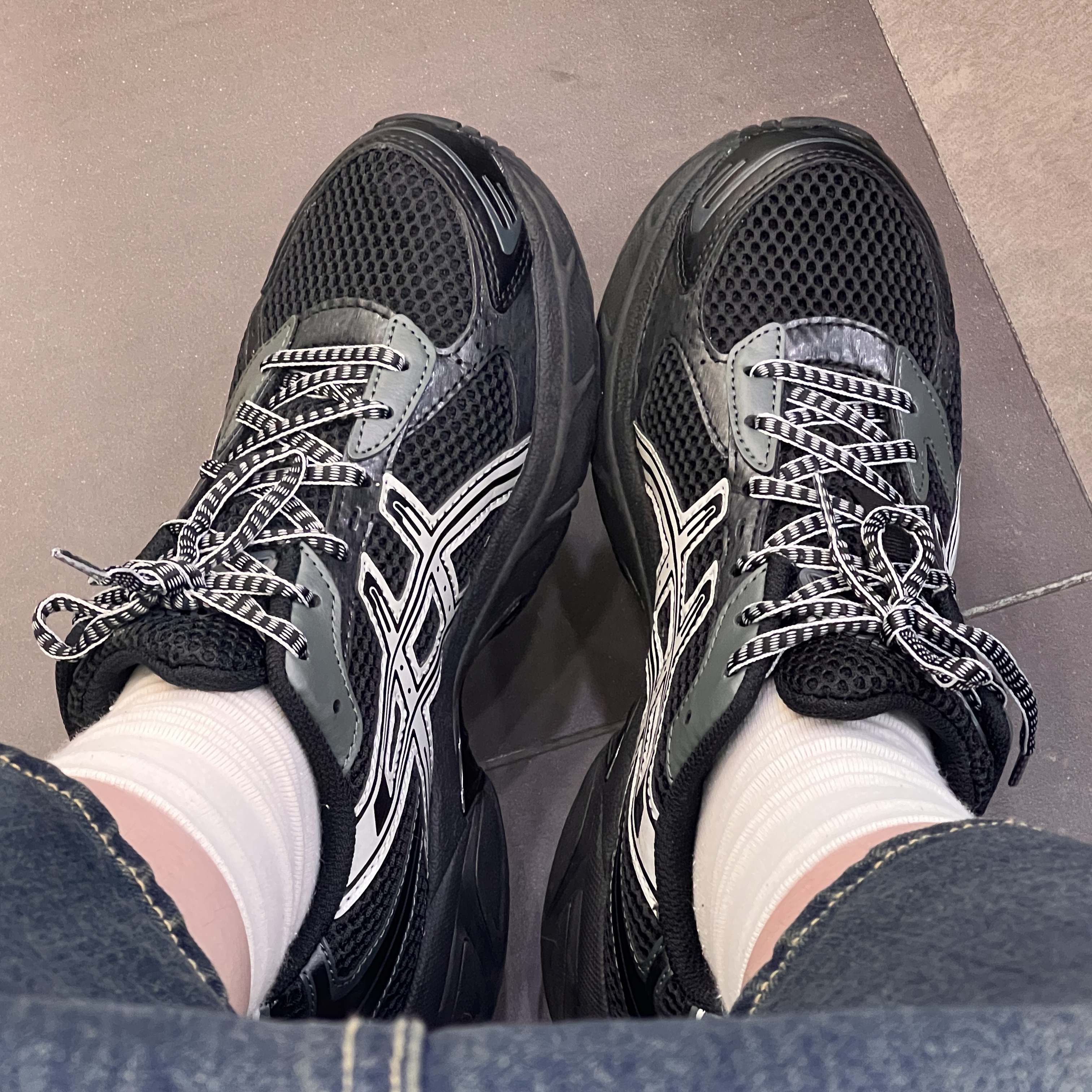 Asics Gel-1130 Black Glacier Grey - Folder Exclusive 착용 스타일