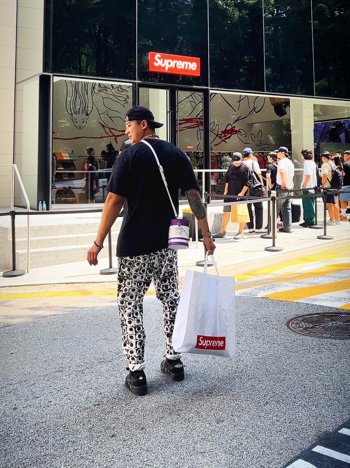 Supreme x Jean Paul Gaultier T-Shirt Black - 19SS, Supreme x Nike Lightweight Crew Socks Black (1 Pack) 착용 스타일 - 1
