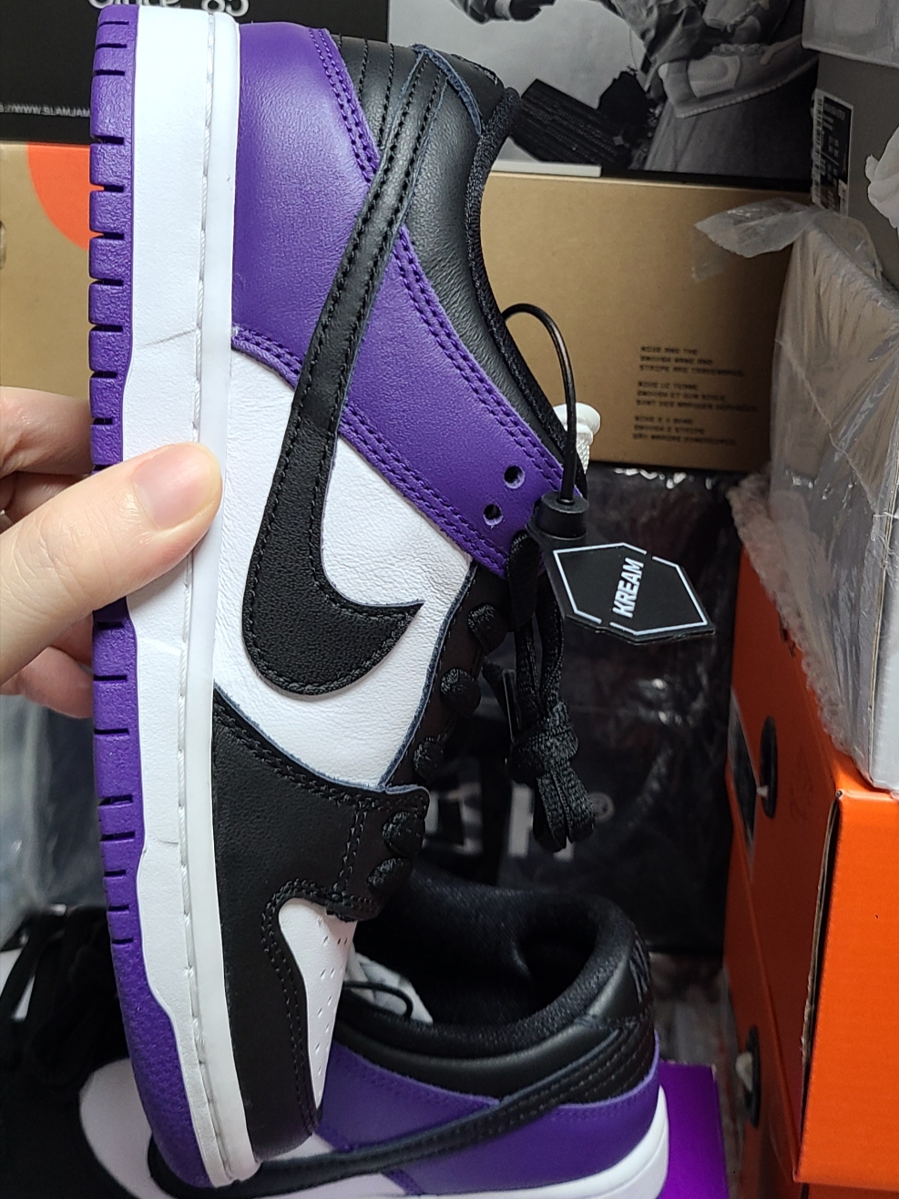 Nike SB Dunk Low Pro Court Purple 착용 스타일 - 5