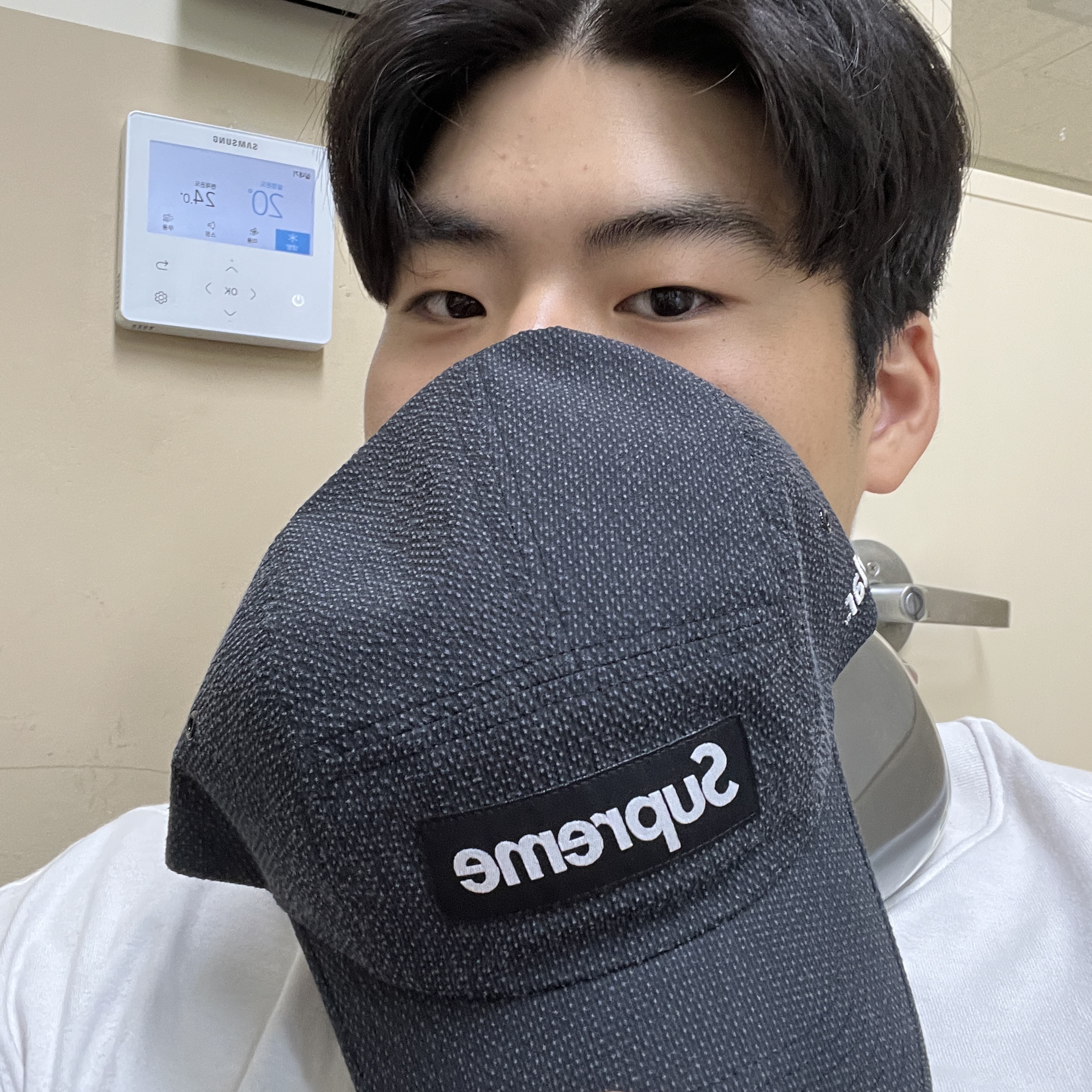 Supreme Kevlar Camp Cap Black - 23SS 착용 스타일