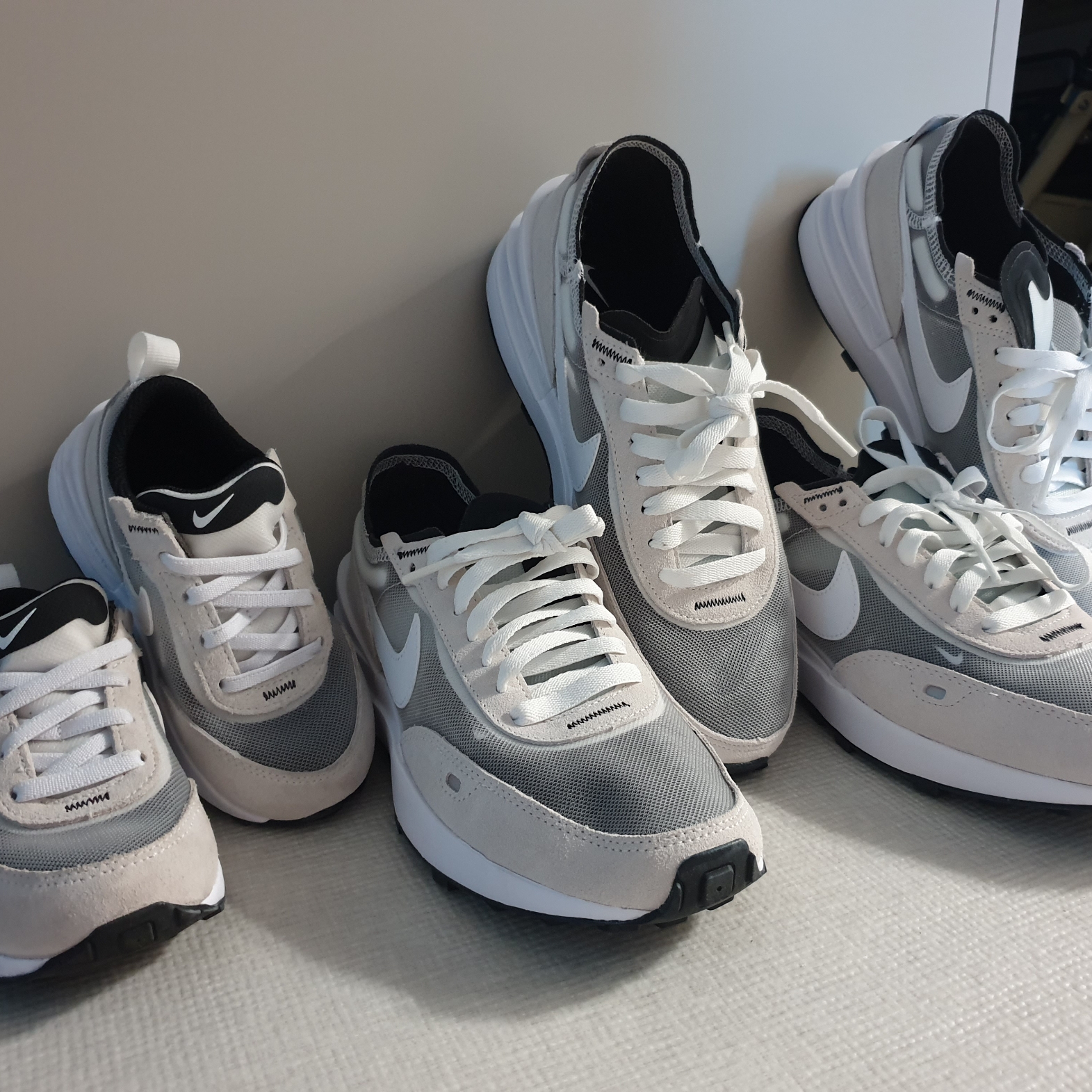 (W) Nike Waffle One Infinite Lilac 착용 스타일 - 3