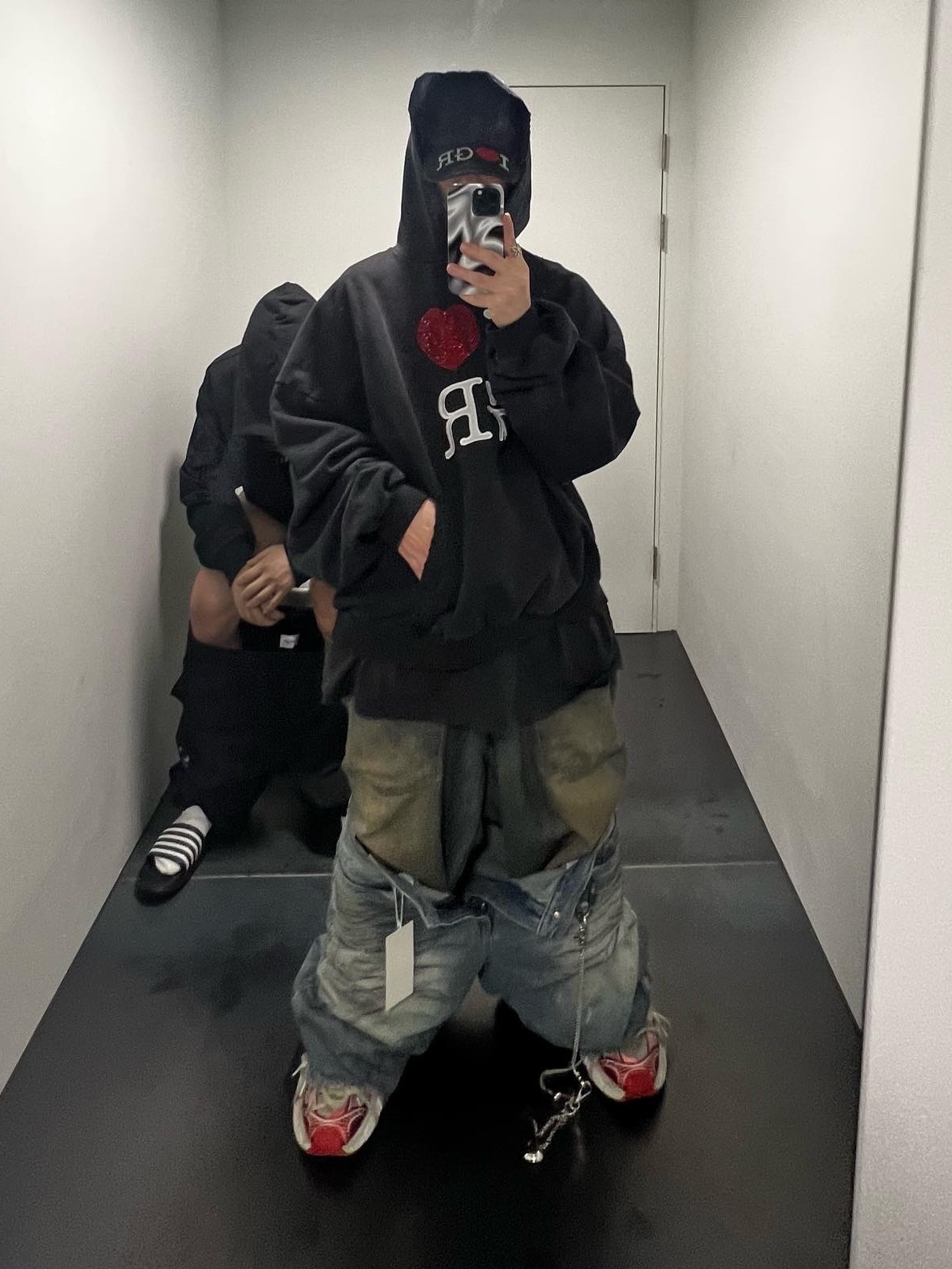 Project G/R I Love GR Hoodie Black - Haus of GR Exclusive, Project G/R I Love GR Cap Black - Haus of GR Exclusive 착용 스타일