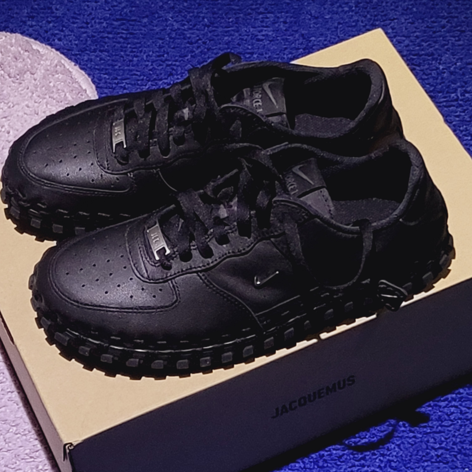 Nike x Jacquemus J Force 1 Low LX SP Black 착용 스타일