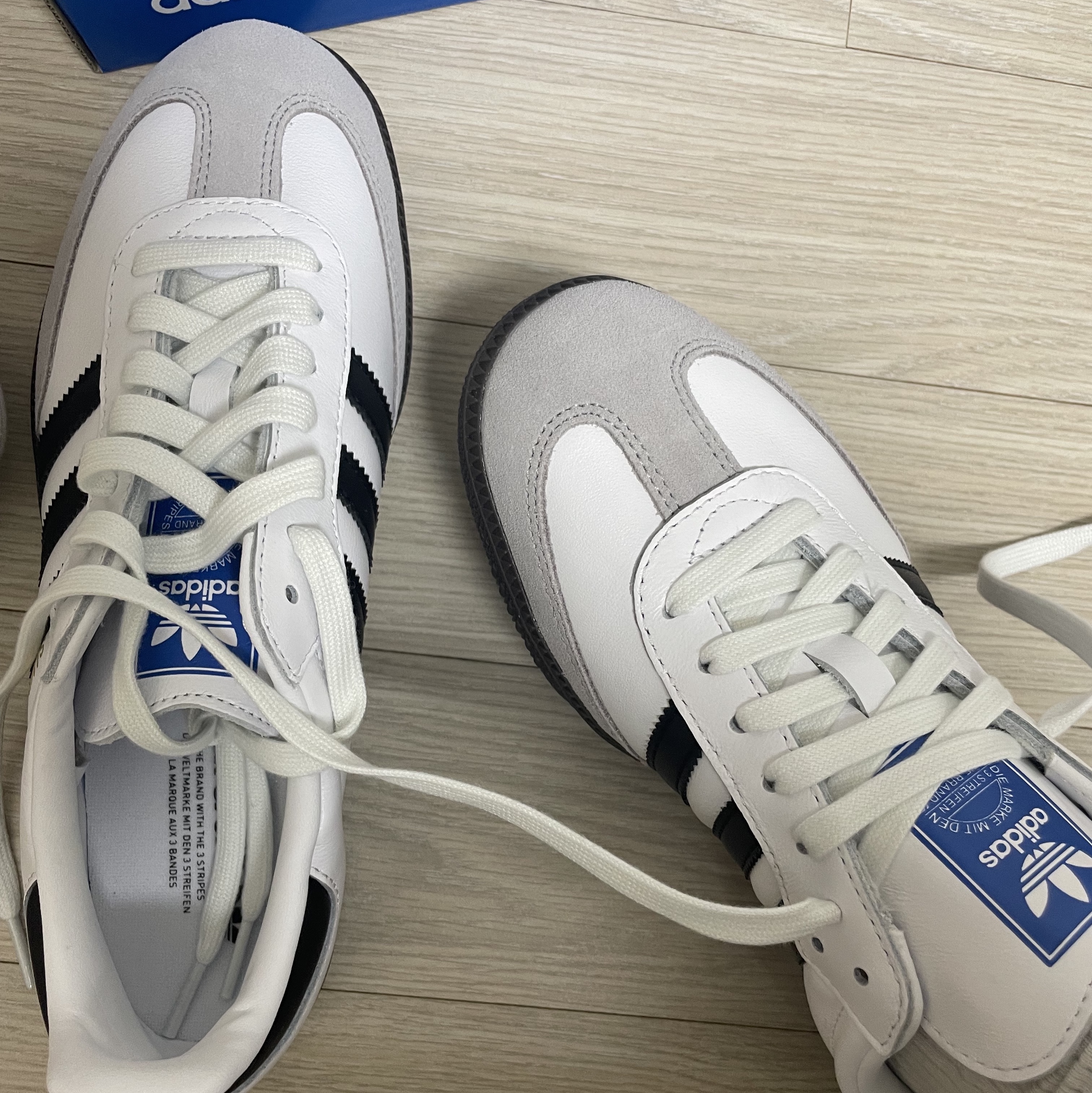 Adidas Samba OG Cloud White 착용 스타일