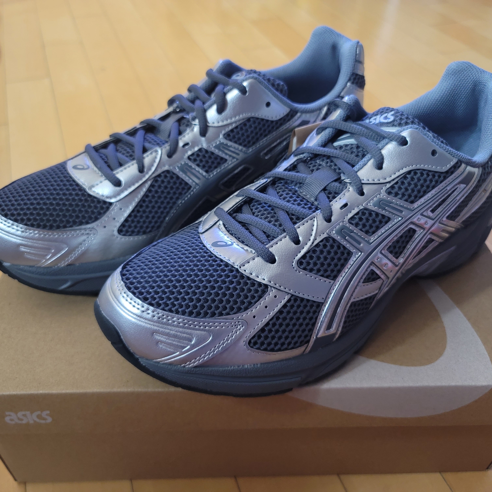 Asics Gel-1130 Steel Grey Pure Silver 착용 스타일 - 2