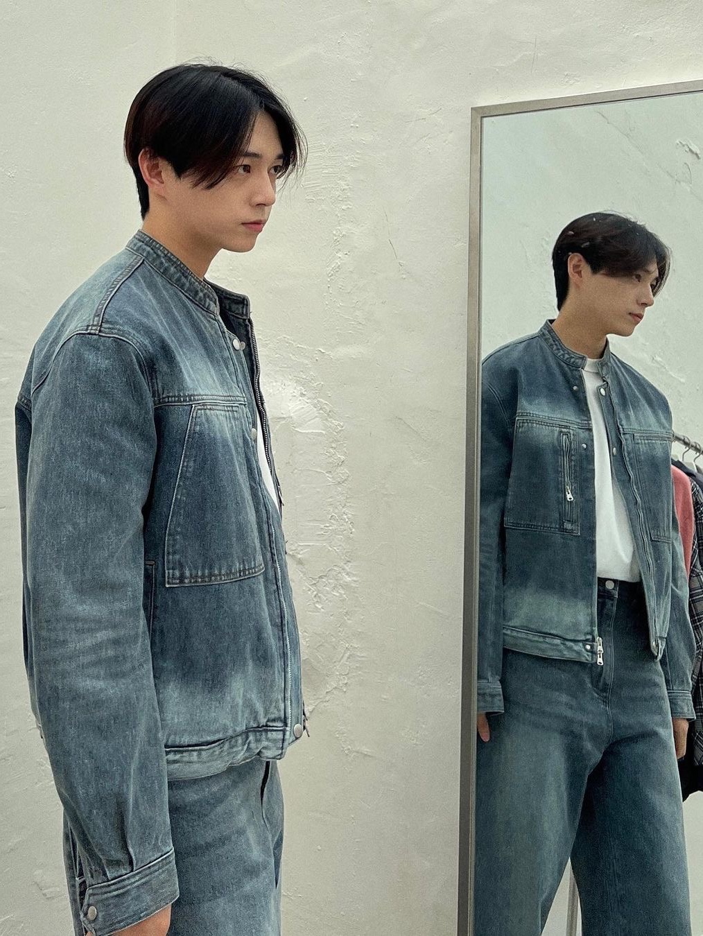 [KREAM 단독] Haleine Sand Blushed Denim Biker Jacket Ash Blue Oil 착용 스타일 - 1