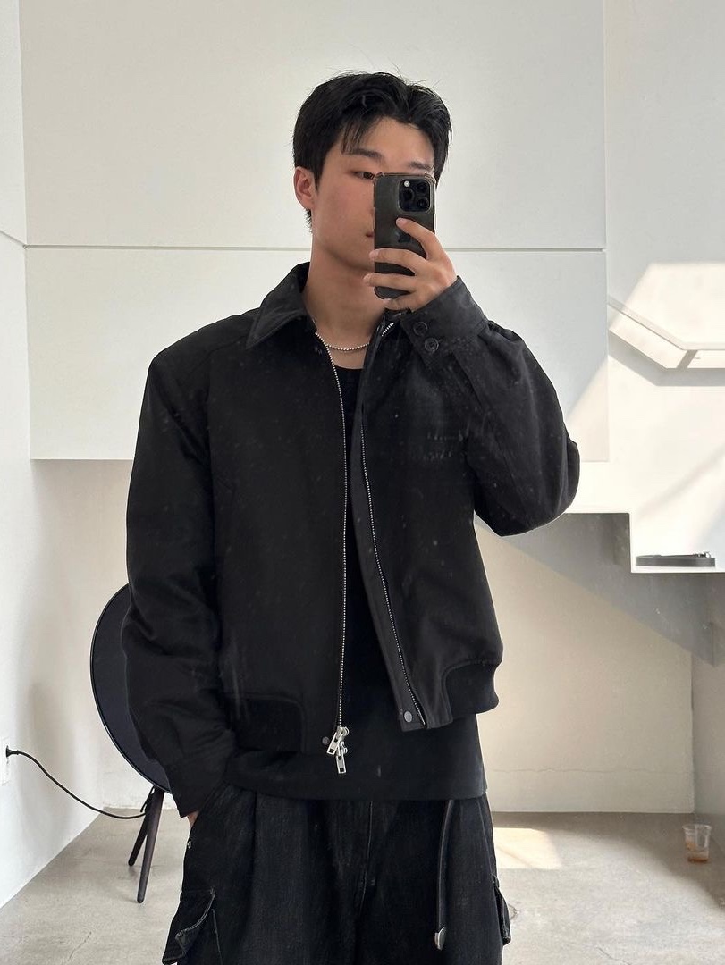Haleine Padded 3D Detail Short Jacket Black 착용 스타일 - 2