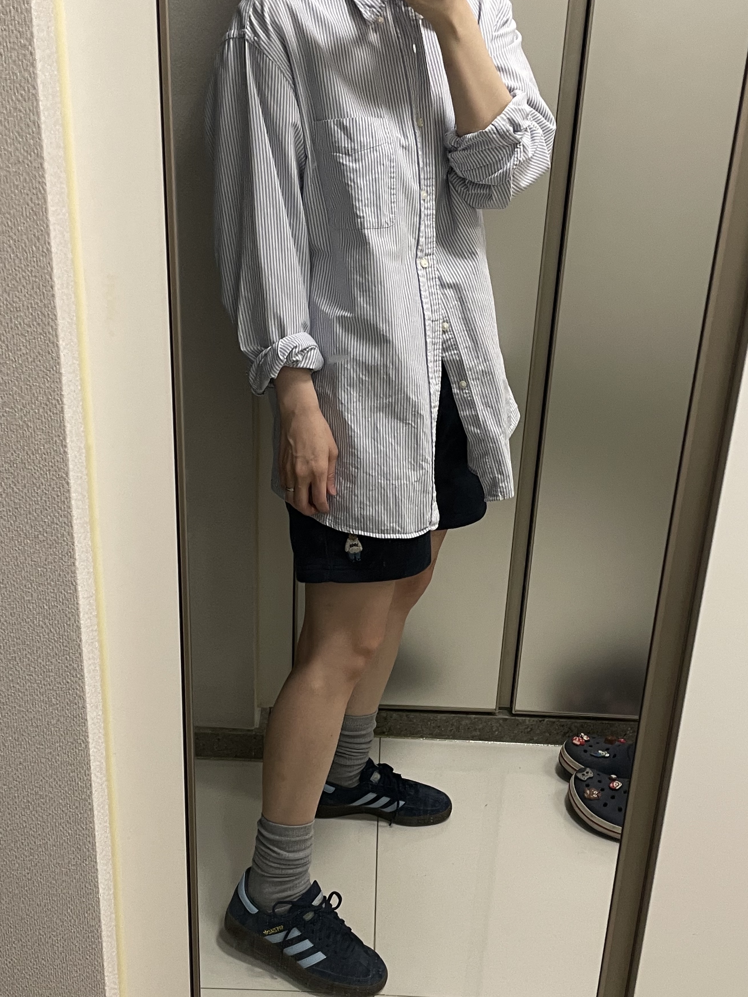 Adidas Spezial Handball Collegiate Navy 착용 스타일 - 2
