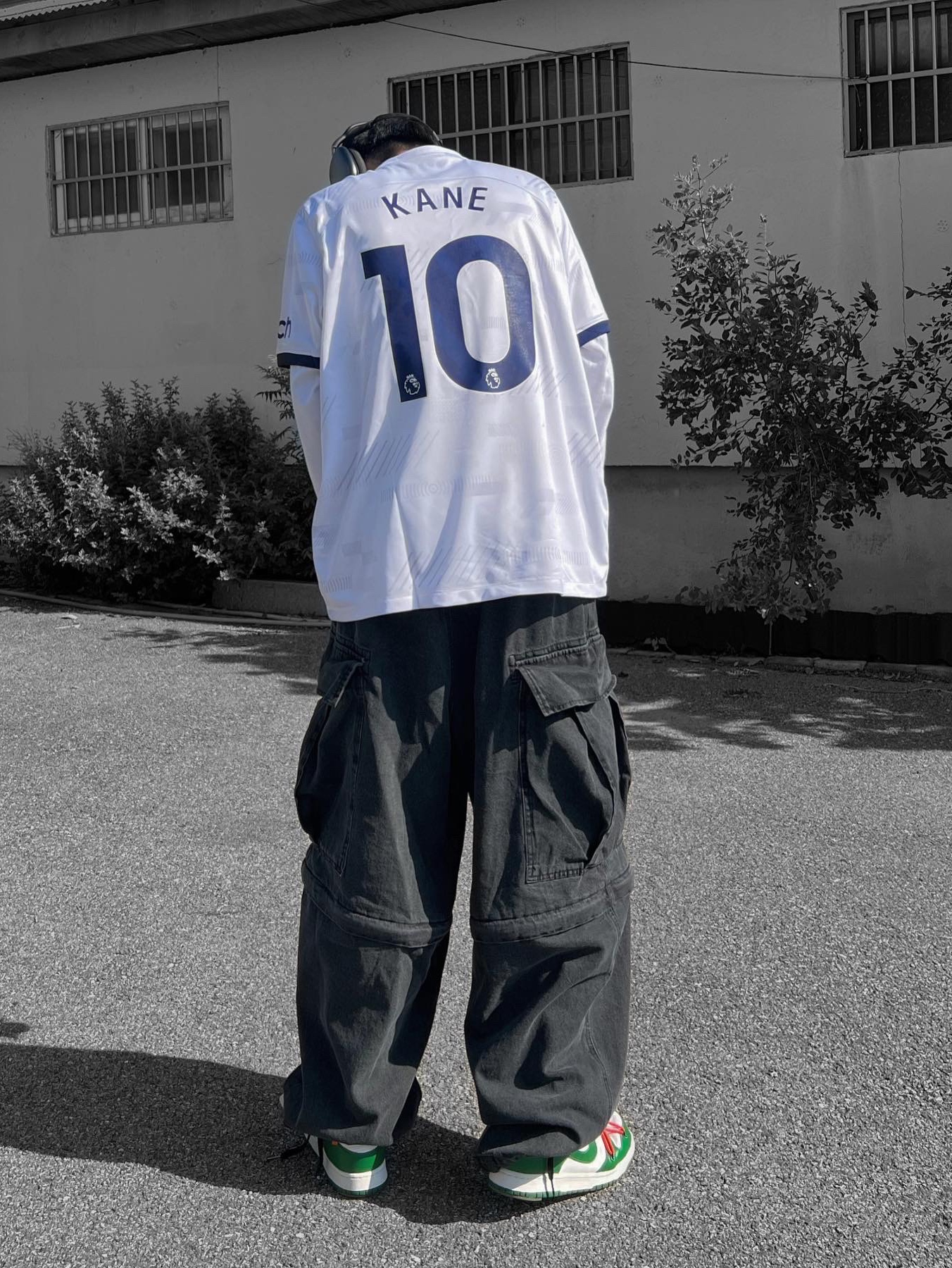 Nike Tottenham Hotspur 2023/24 Dri-Fit Stadium Home Jersey White (Non Marking Ver.), Our Legacy Ladon Leather Keychain Black 착용 스타일 - 4