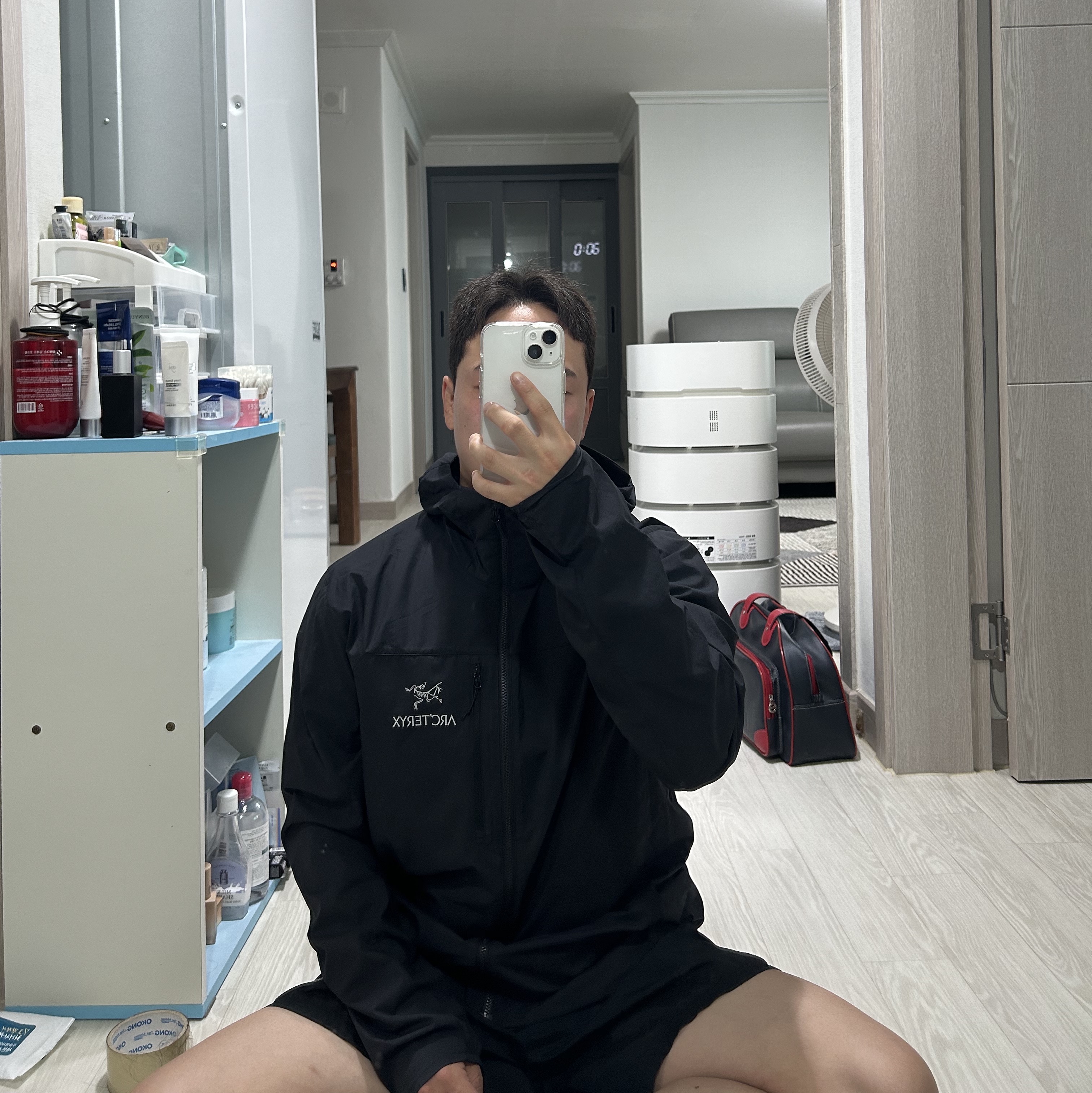 Arc'teryx Squamish Hoody Black 착용 스타일 - 1