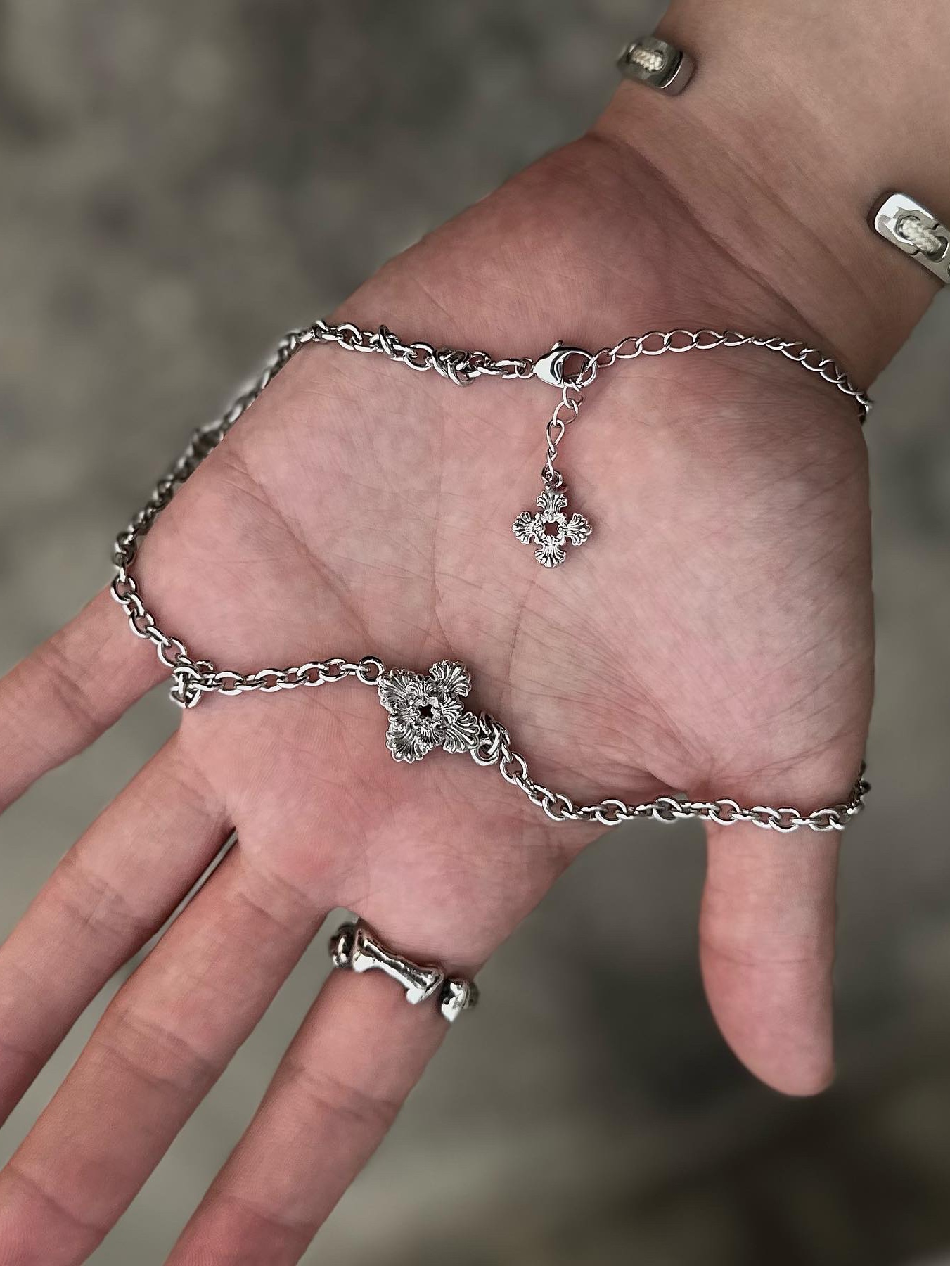 Scudo Shell Point Plain Necklace Extrabold 착용 스타일 - 4