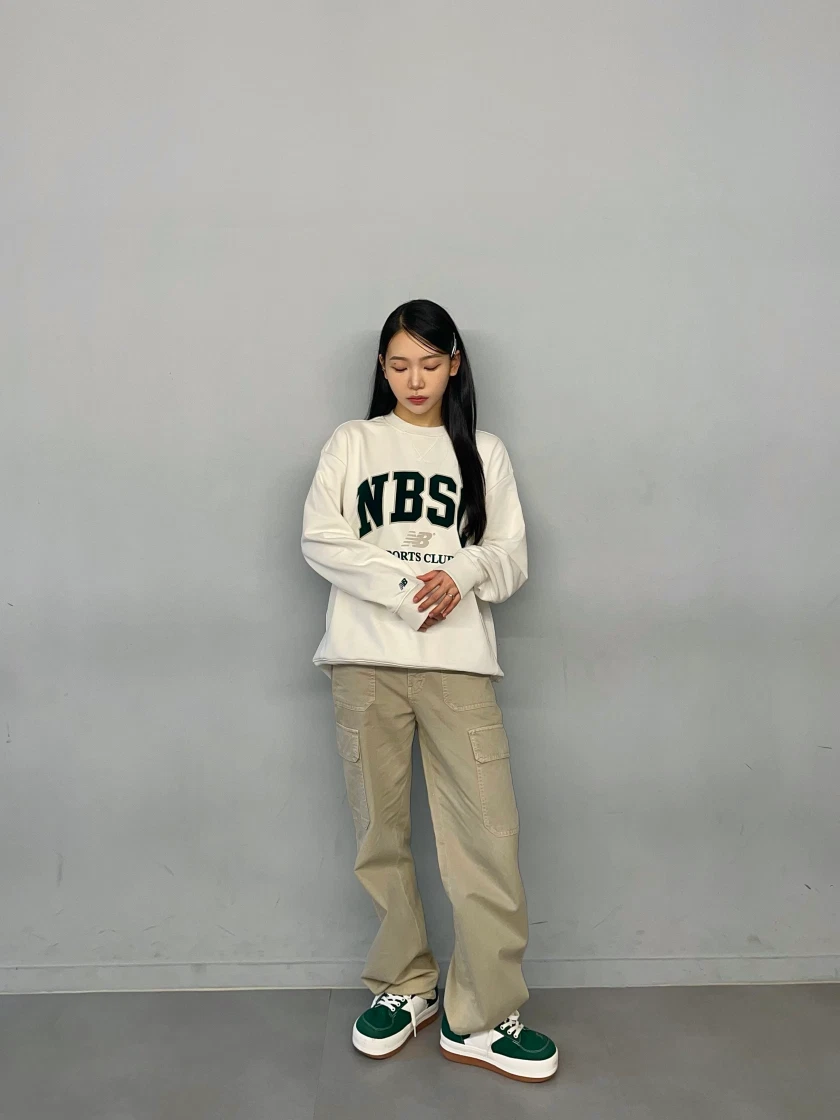 뉴발란스스포츠클럽과 함께한 올드머니룩 | KREAM