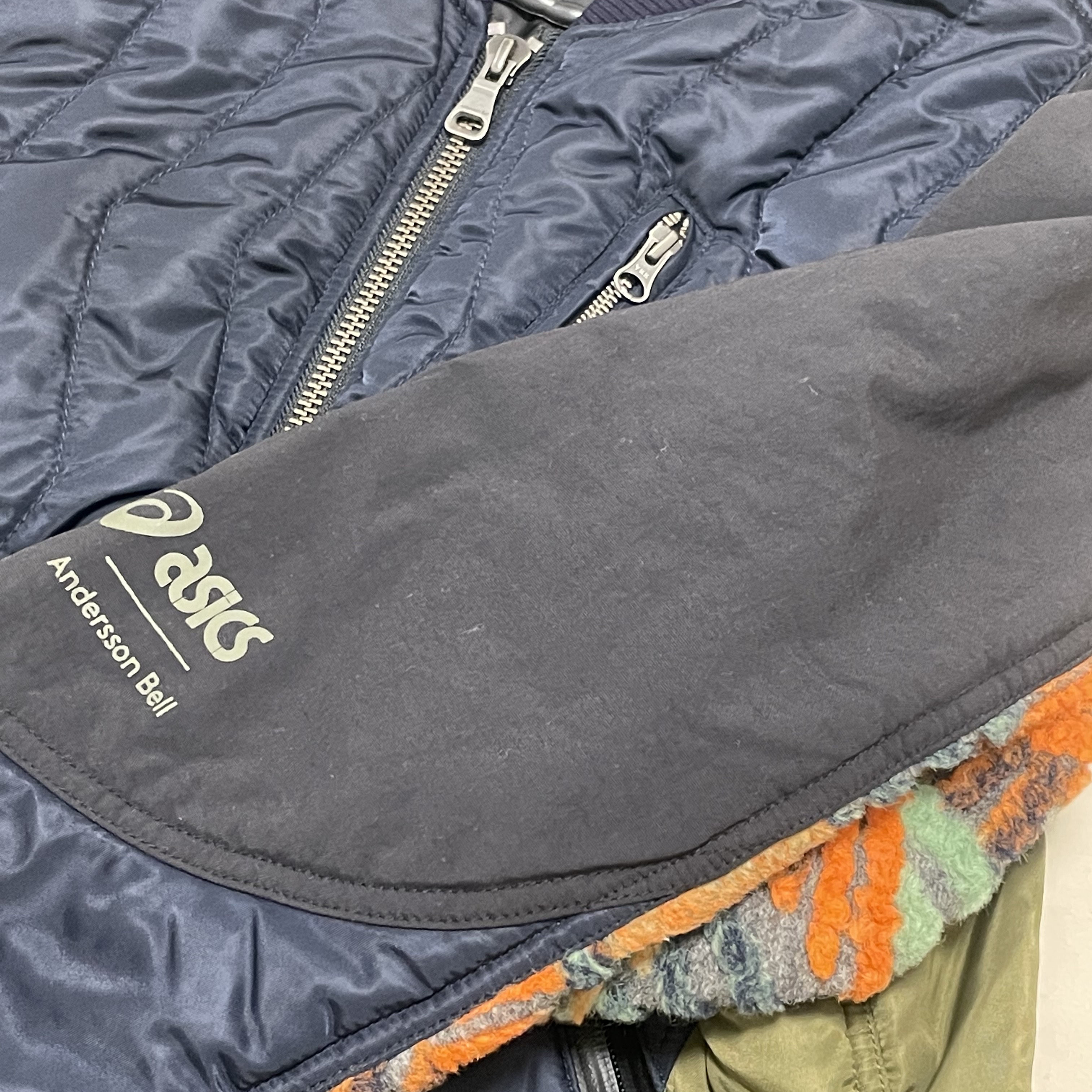 Andersson Bell x Asics Contrast Quilting Bomber Jacket Navy 착용 스타일